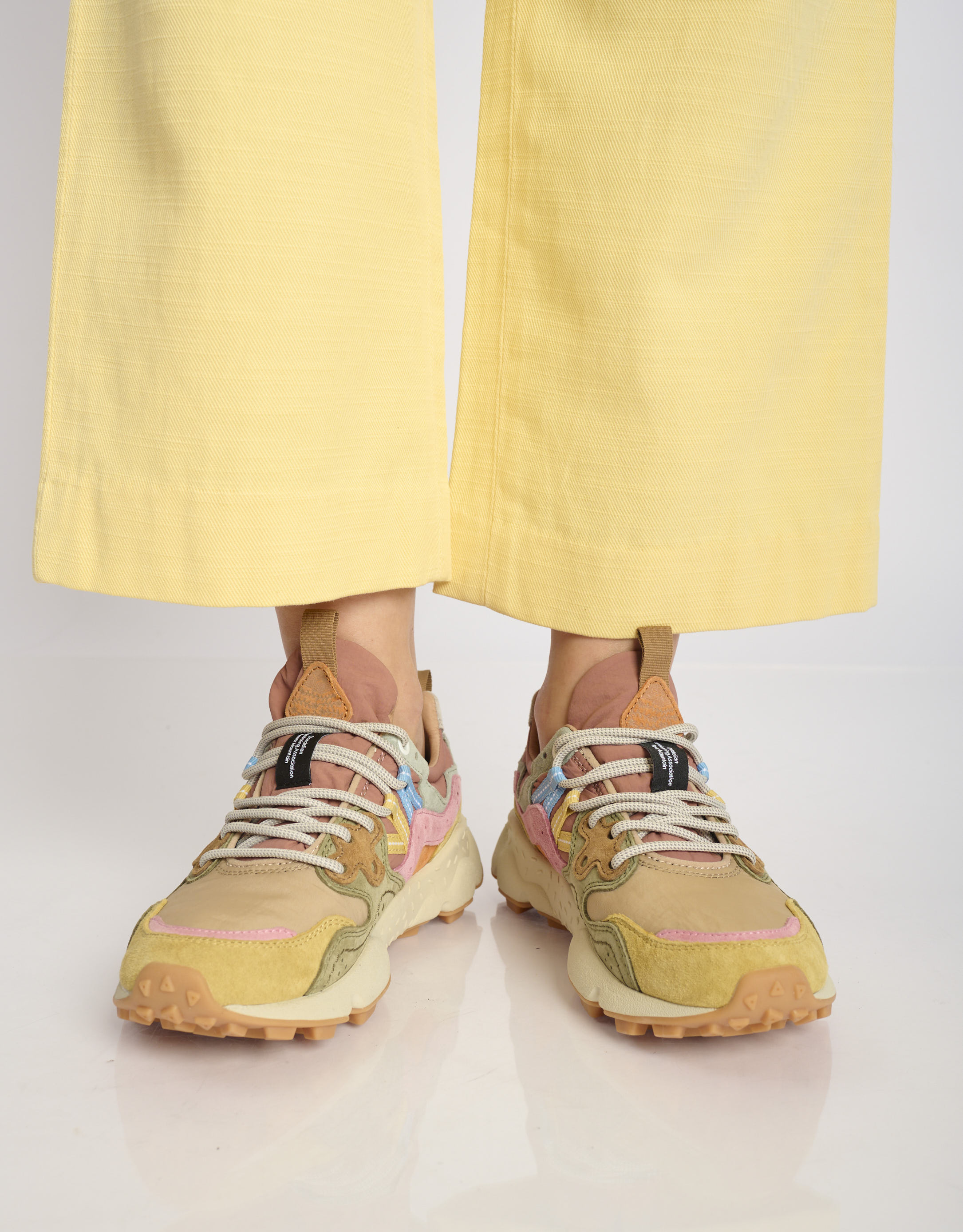 נעלי נשים - Flower Mountain - סניקרס YAMANO 3 - בז'   ורוד4