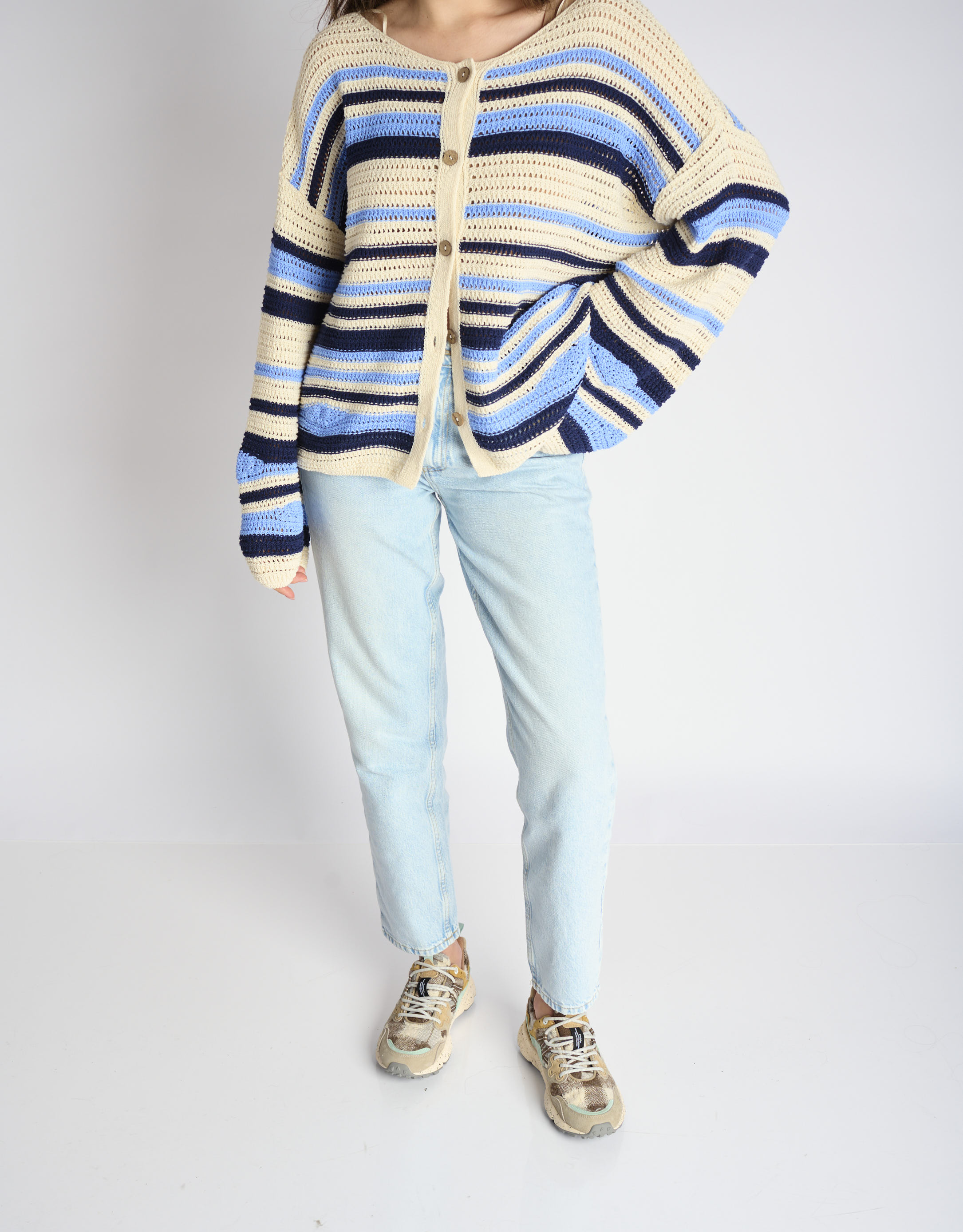 נעלי נשים - Flower Mountain - סניקרס עור וצמר YAMANO - אפור חום2