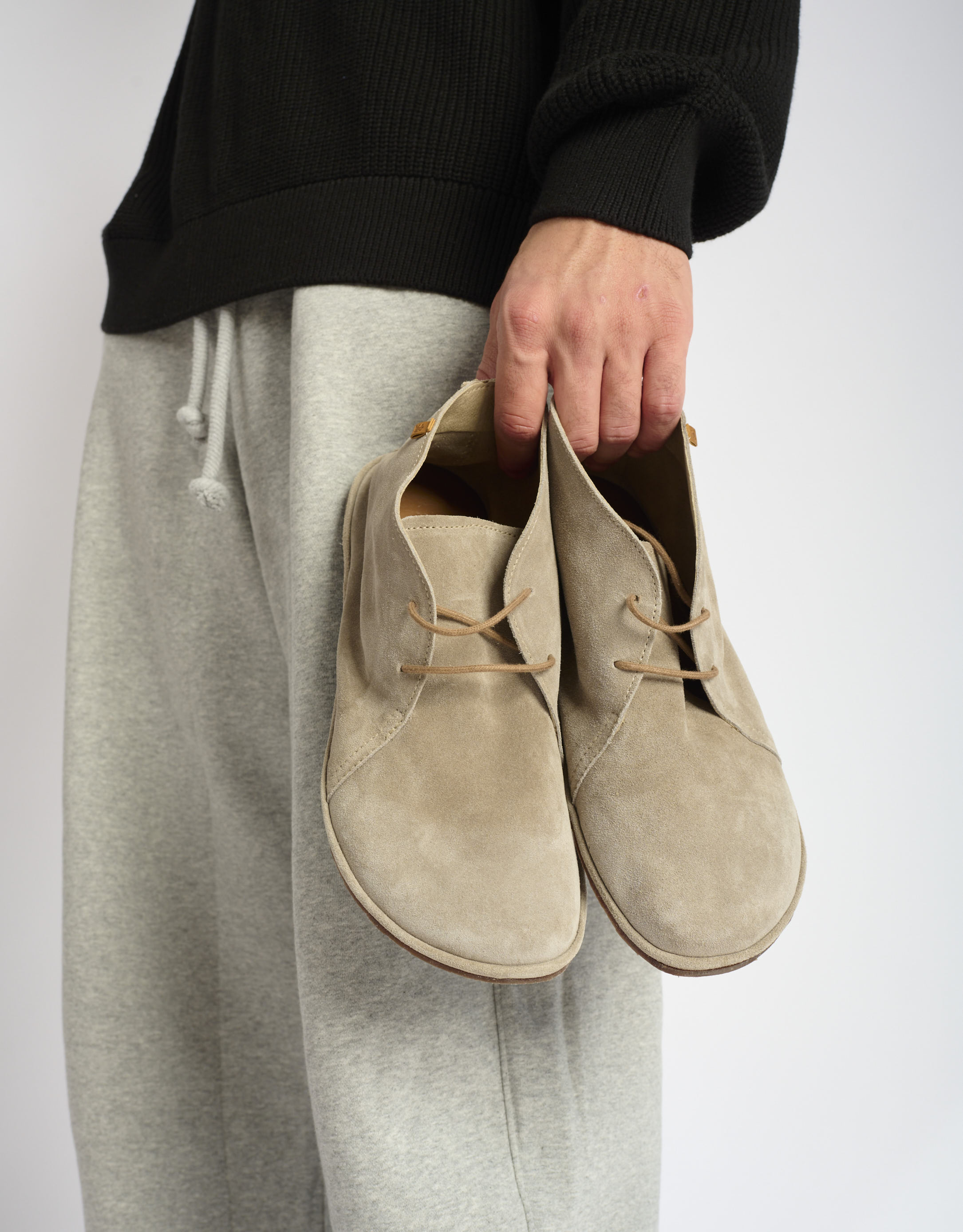 נעלי גברים - El Naturalista - נעלי זמש גבוהות BARE - אפור חום1