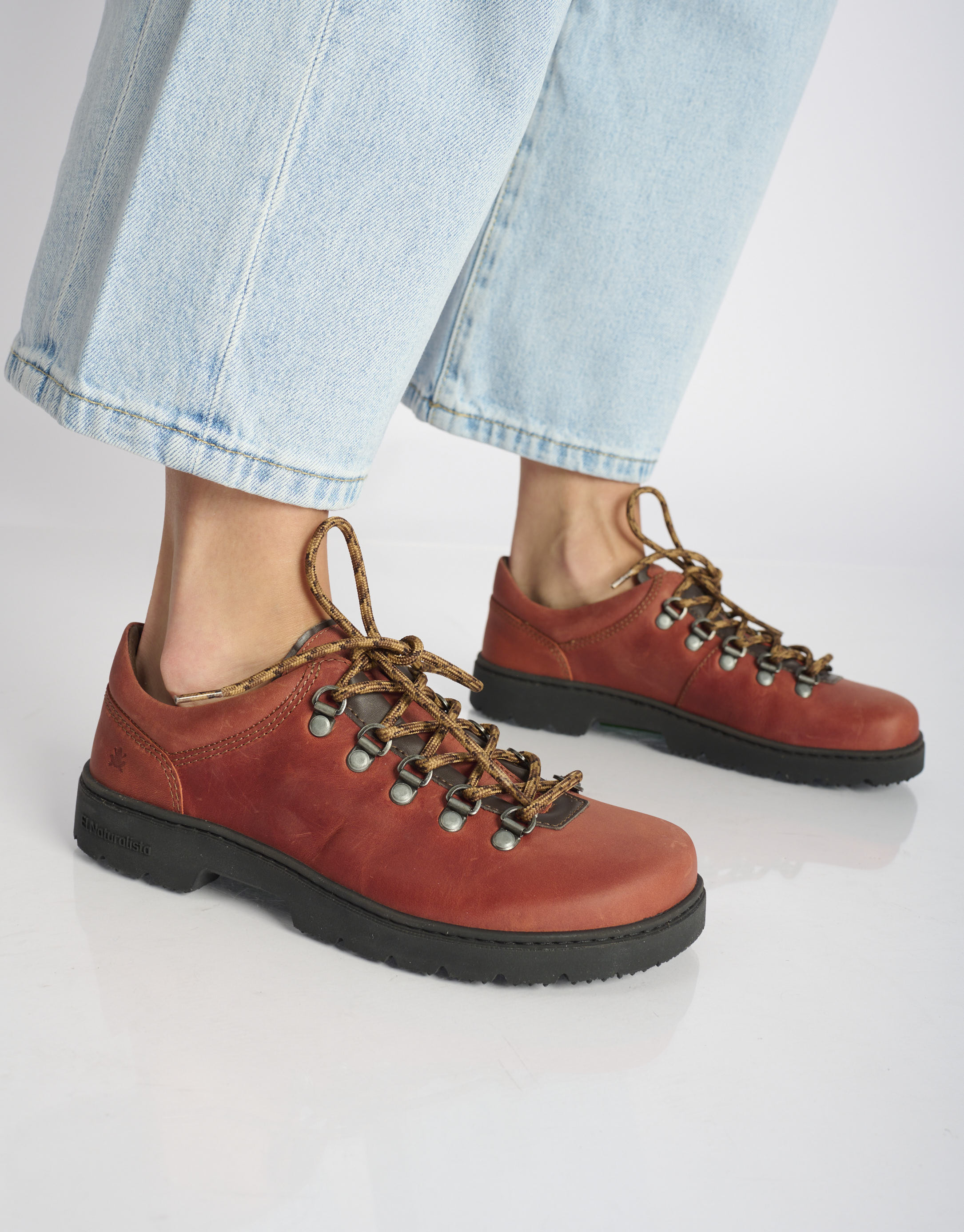 נעלי נשים - El Naturalista - נעלי עור NOMADA - חמרה2