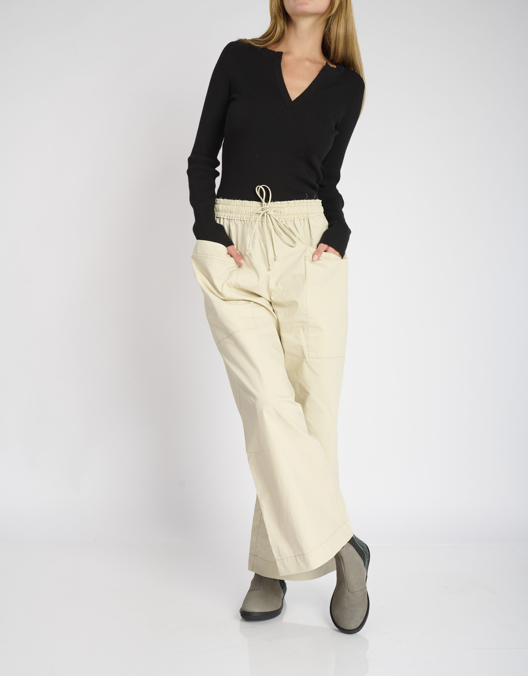 נעלי נשים - El Naturalista - מגפונים משולבים CORAL - אפור2