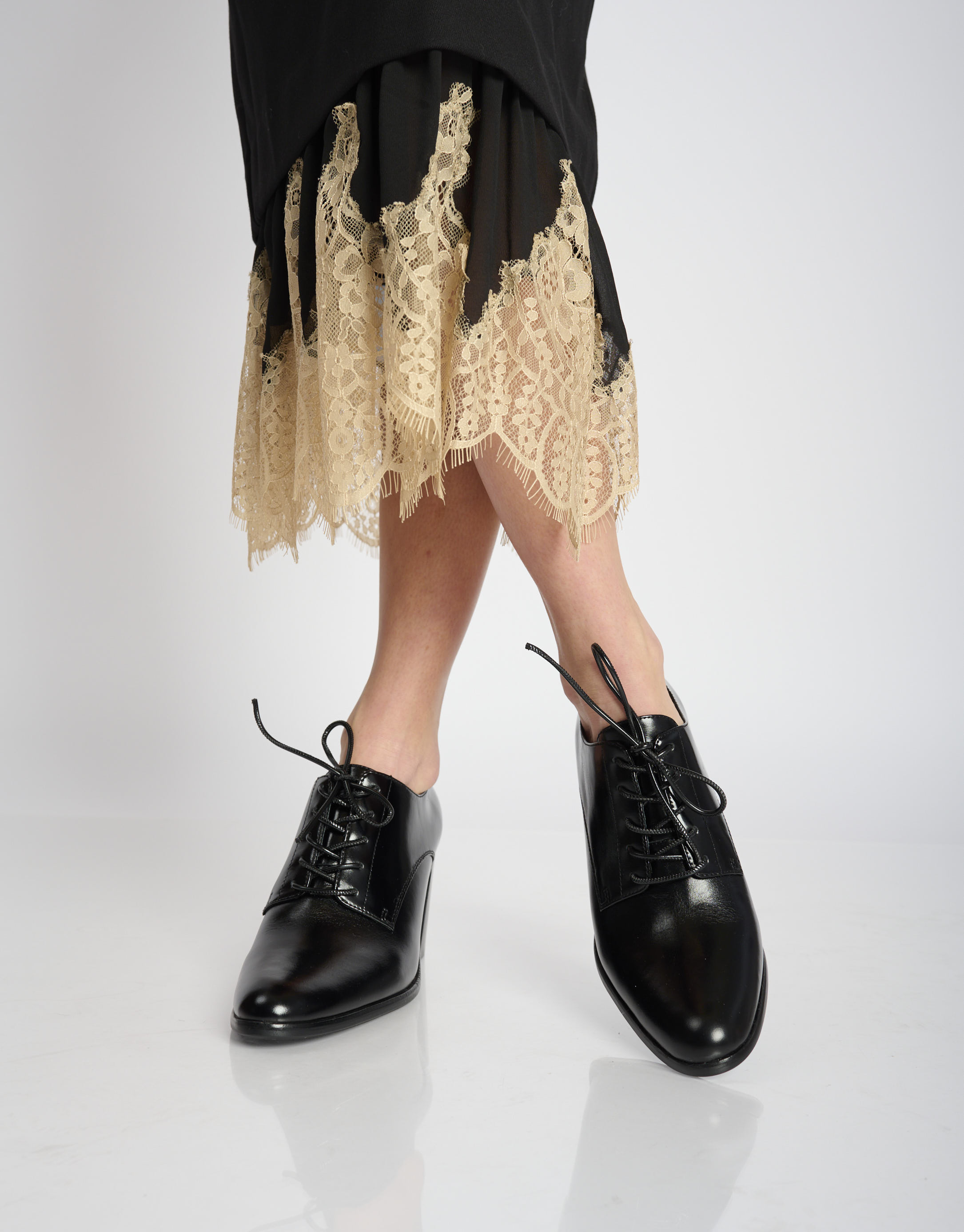 נעלי נשים - Jeffrey Campbell - נעלי עקב THOUGHT - שחור4