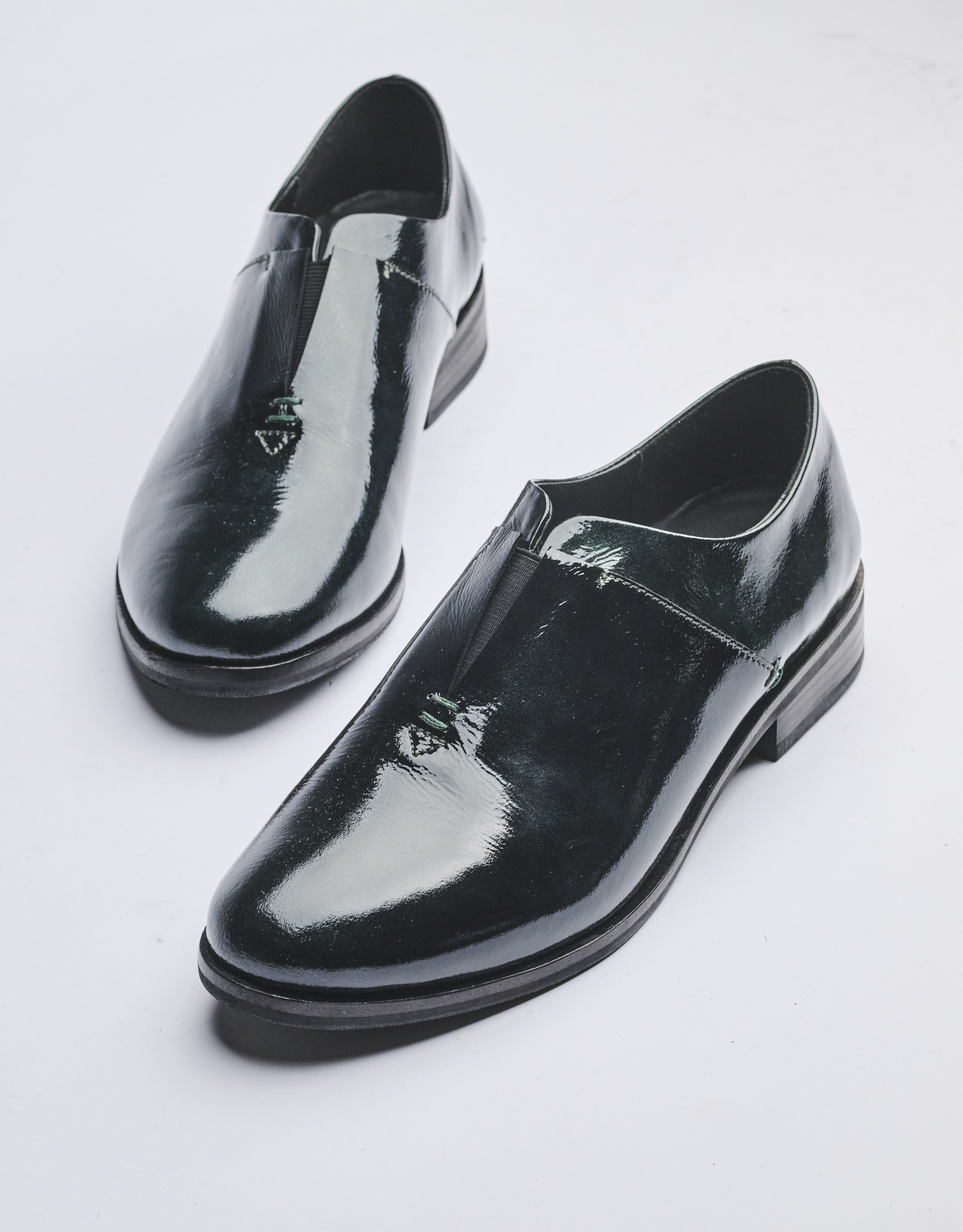 נעלי נשים - Yuko Imanishi - נעליים  מבריקות RIKO - ירוק1