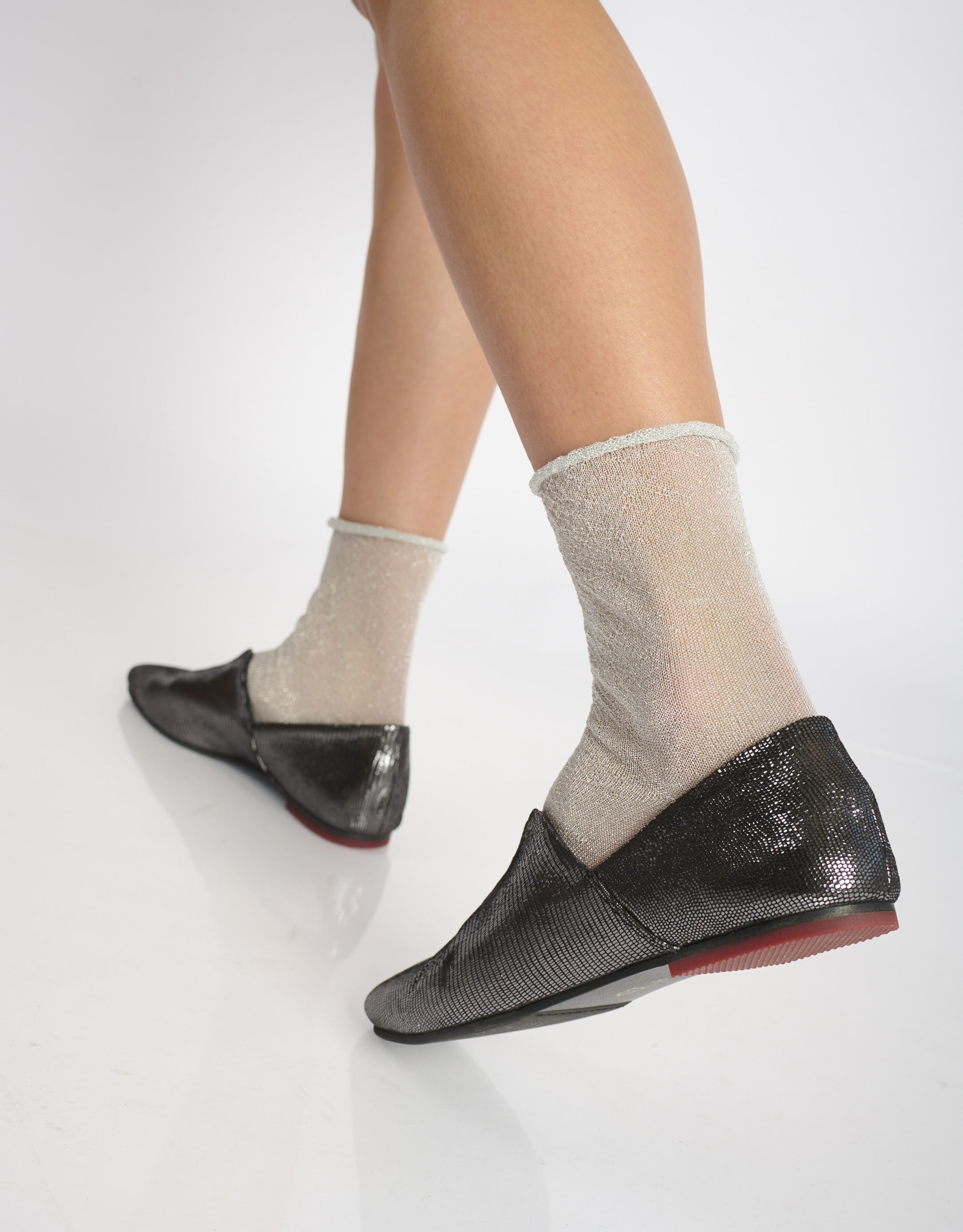 נעלי נשים - Yuko Imanishi - נעלי עור שטוחות  AZU - אפור מטאלי3