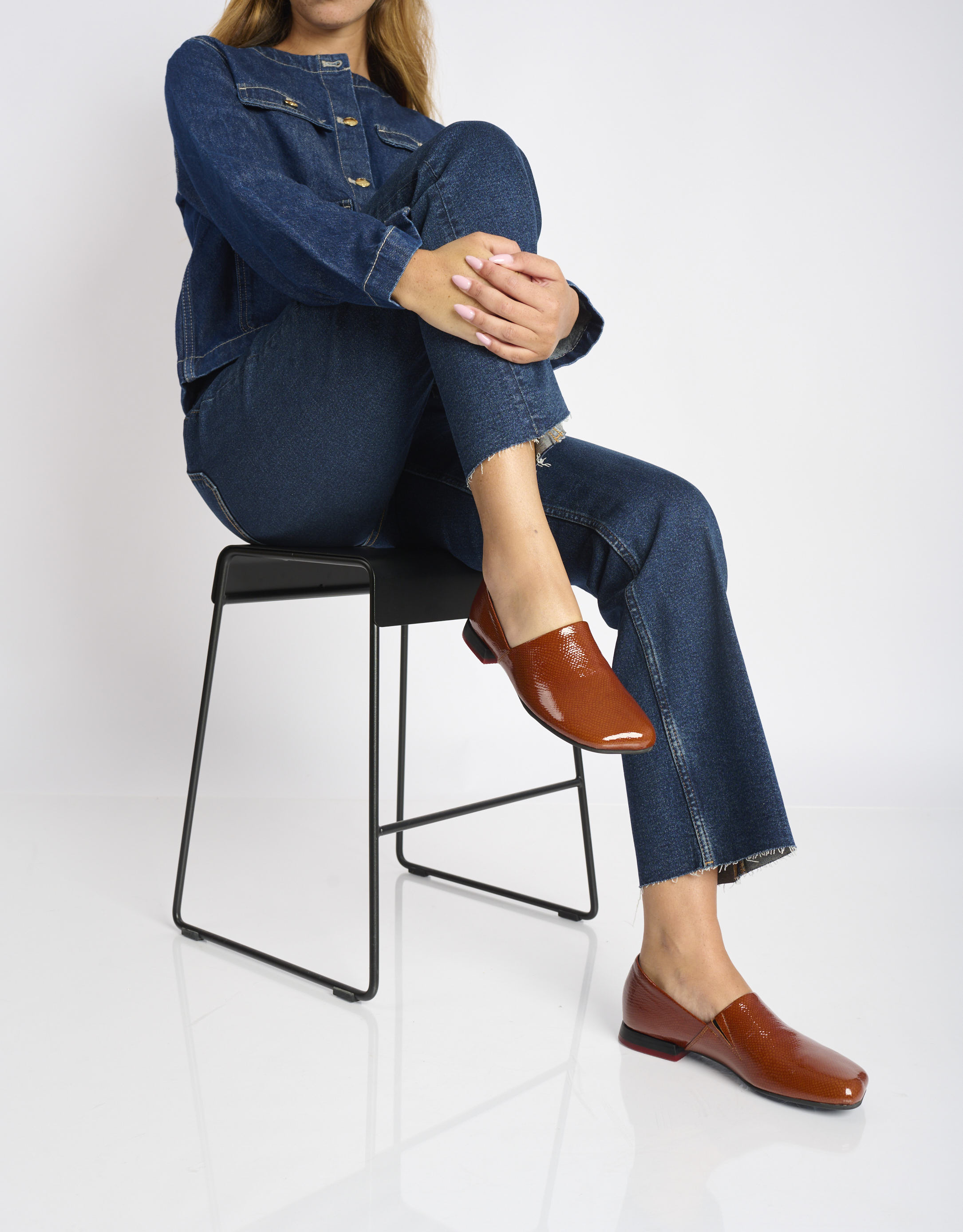 נעלי נשים - Yuko Imanishi - נעליים מבריקות שטוחות KEO - חום נחש1