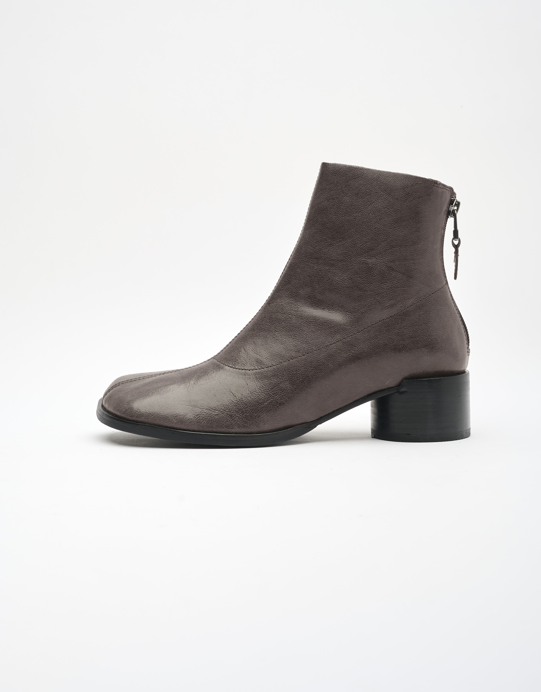 נעלי נשים - Yuko Imanishi - מגפונים עם עקב ZAKI - חום2