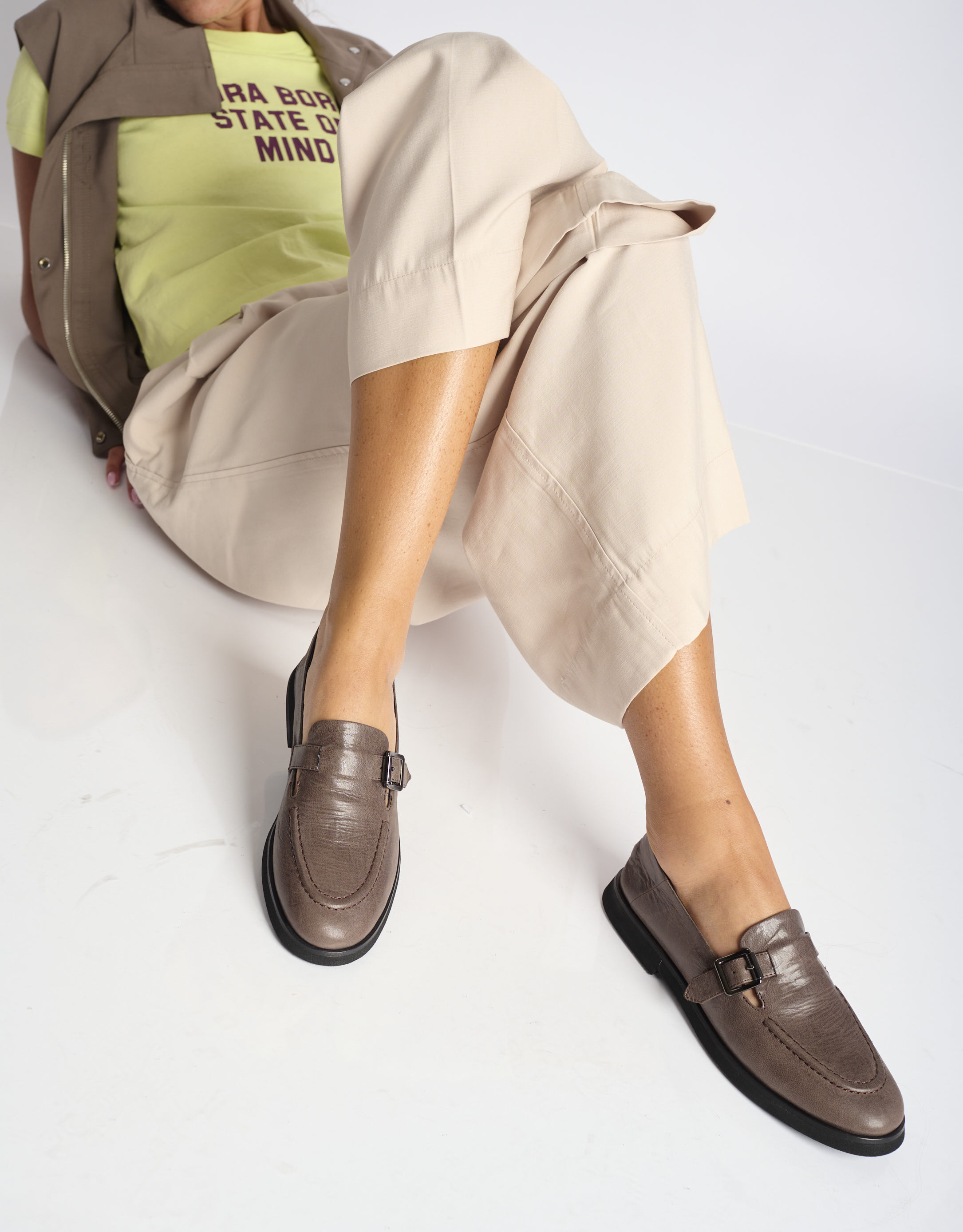 נעלי נשים - Yuko Imanishi - נעליים שטוחות KANA - חום1