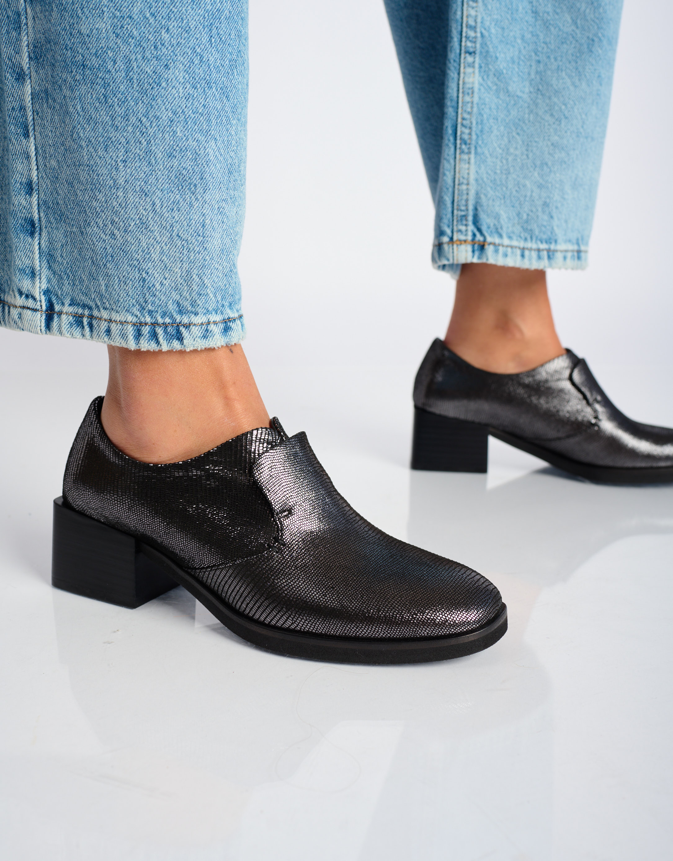 נעלי נשים - Yuko Imanishi - נעליים SHIO - אפור מטאלי2