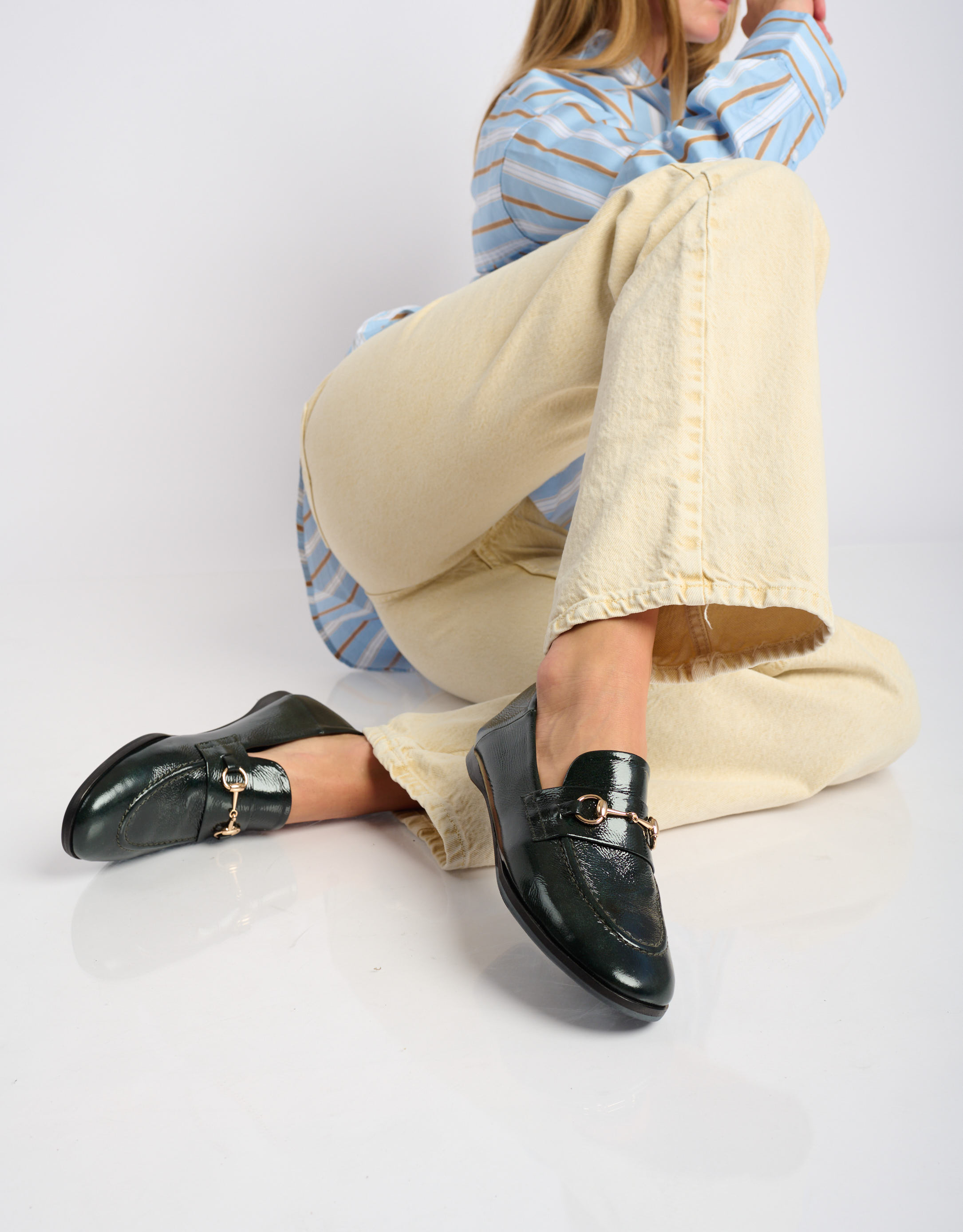 נעלי נשים - Yuko Imanishi - נעלי מוקסין מבריקות SACHI - ירוק1