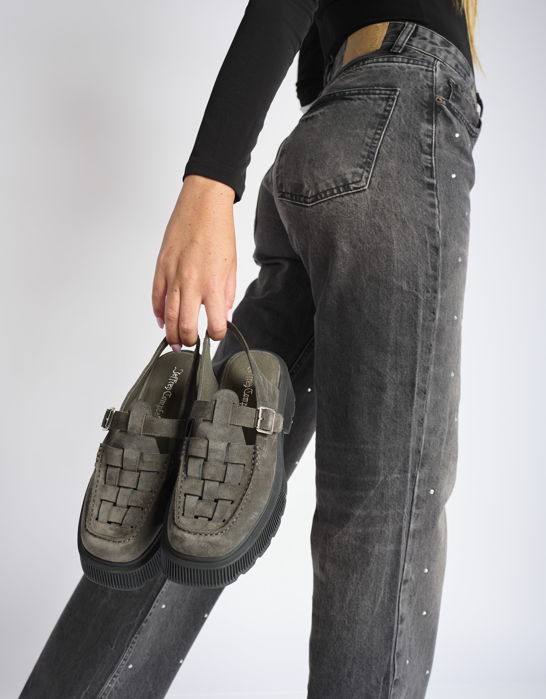 נעלי נשים - Jeffrey Campbell - נעלי פלטפורמה CROSSED זמש - אפור1