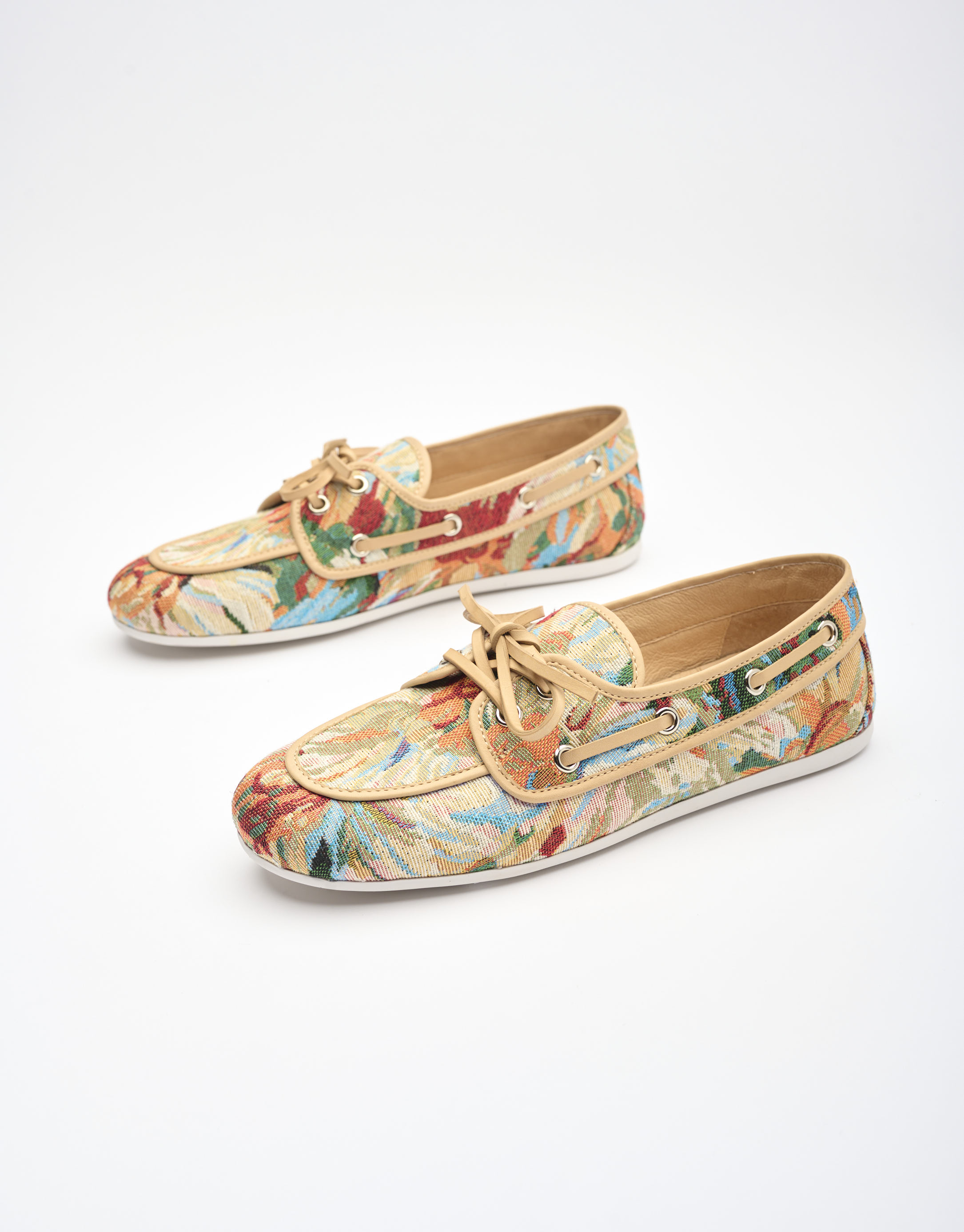 נעלי נשים - Jeffrey Campbell - מוקסינים פרחוניים BOAST - בז'2