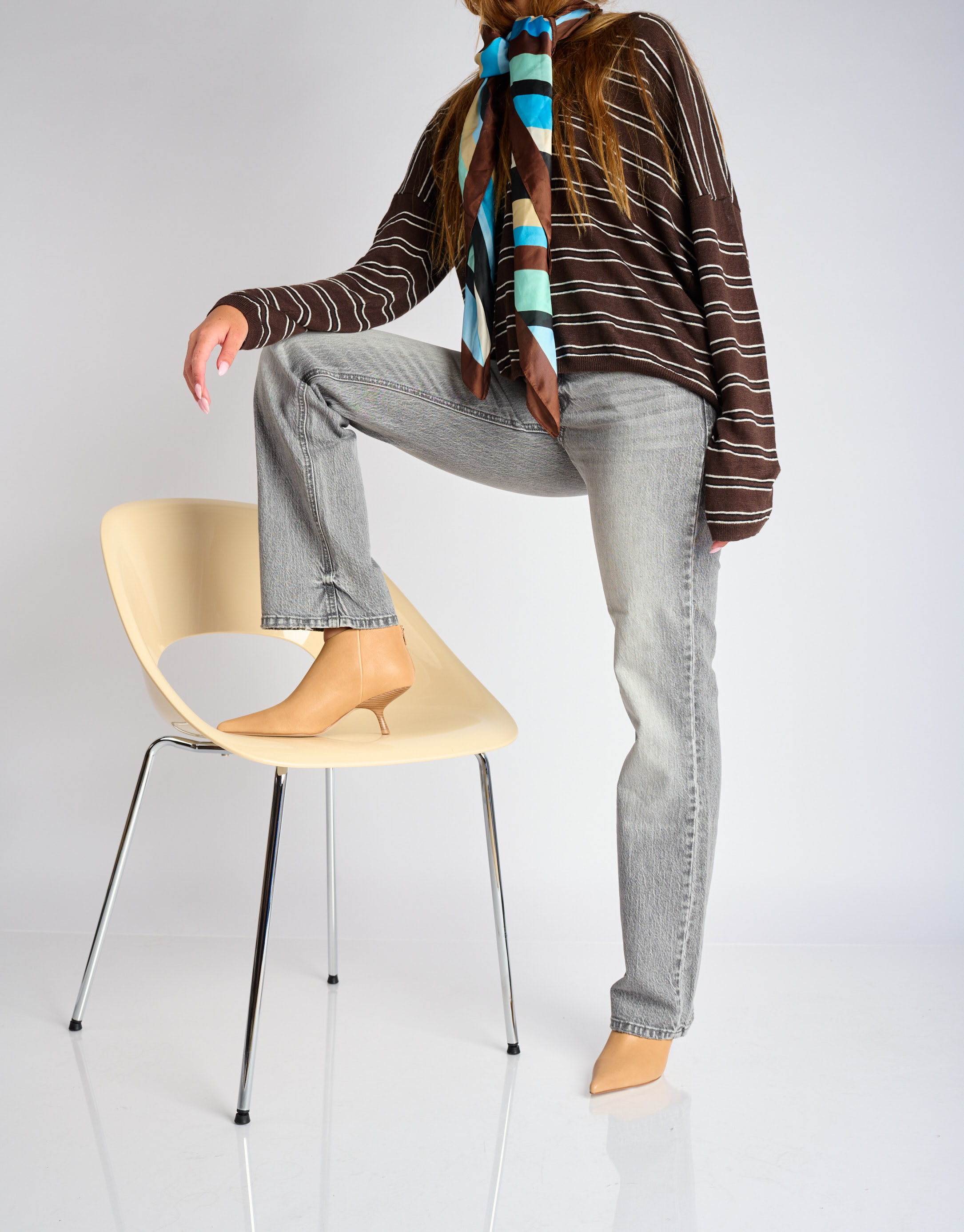 נעלי נשים - Jeffrey Campbell - מגפוני עקב HOOKED - בז'1