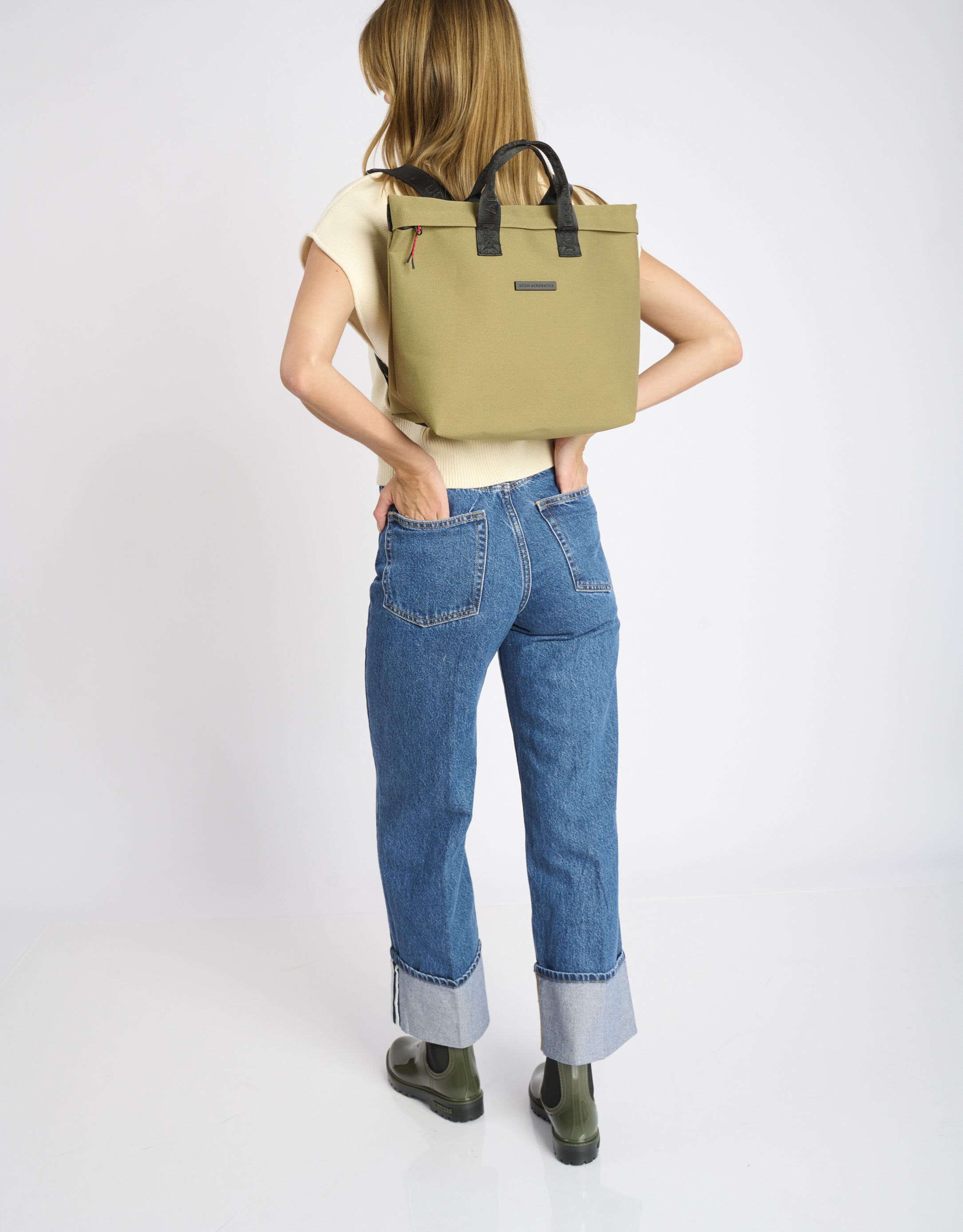 נעלי נשים - Ucon Acrobatics - תיק גב ELIZA PHANTOM - חאקי4