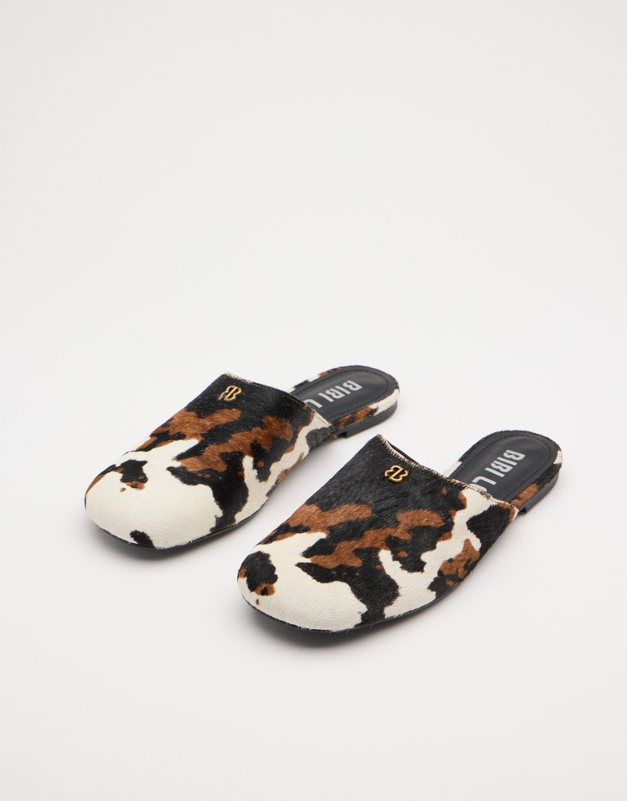 נעלי נשים -  - כפכפים עם הדפס MARANTA - לבן   חום1