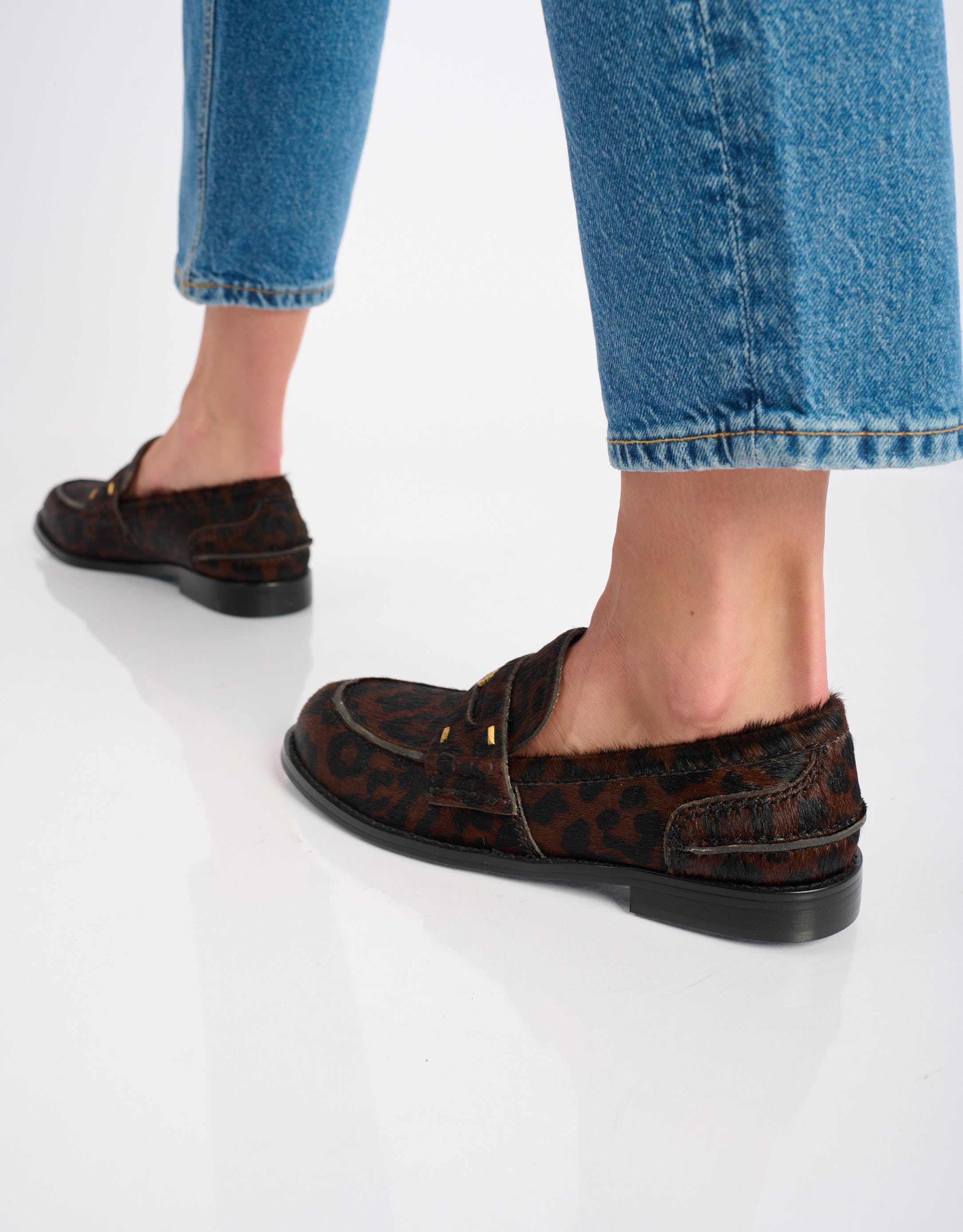 נעלי נשים -  - נעלי מוקסין עם הדפס DALIA - נמר4