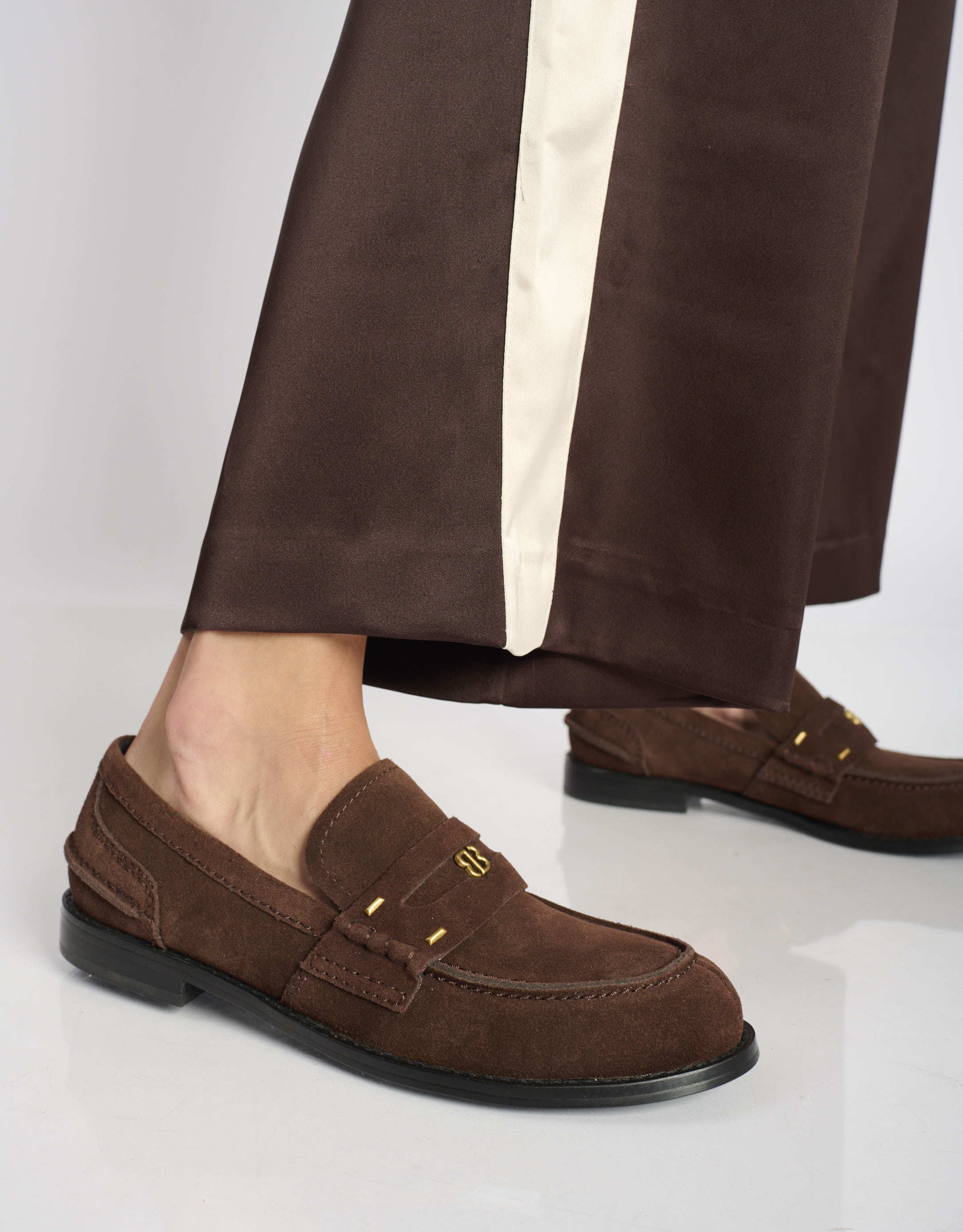 נעלי נשים -  - נעלי מוקסין זמש DALIA - חום כהה4