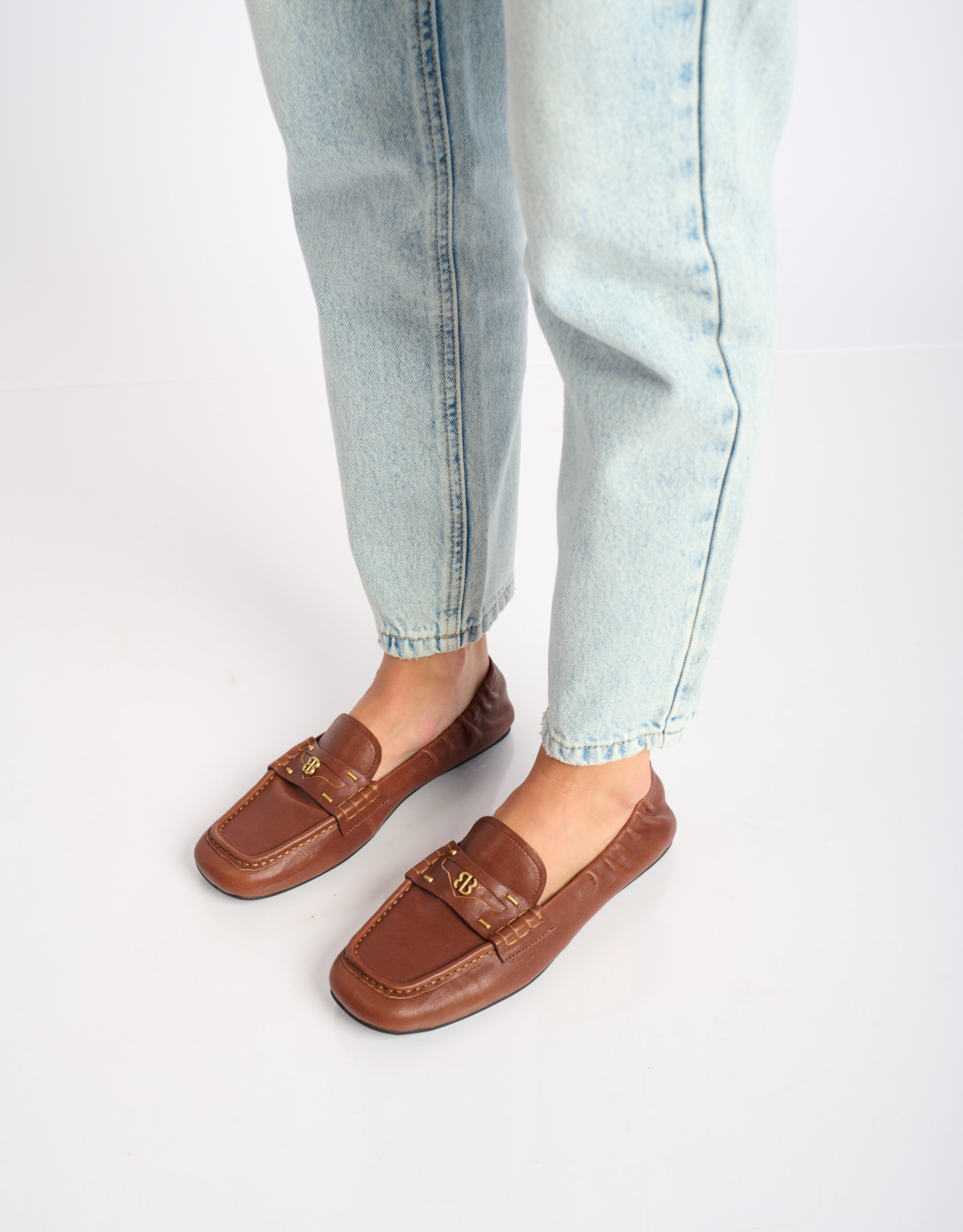 נעלי נשים -  - נעלי מוקסין שטוחות DALIA - קוניאק1