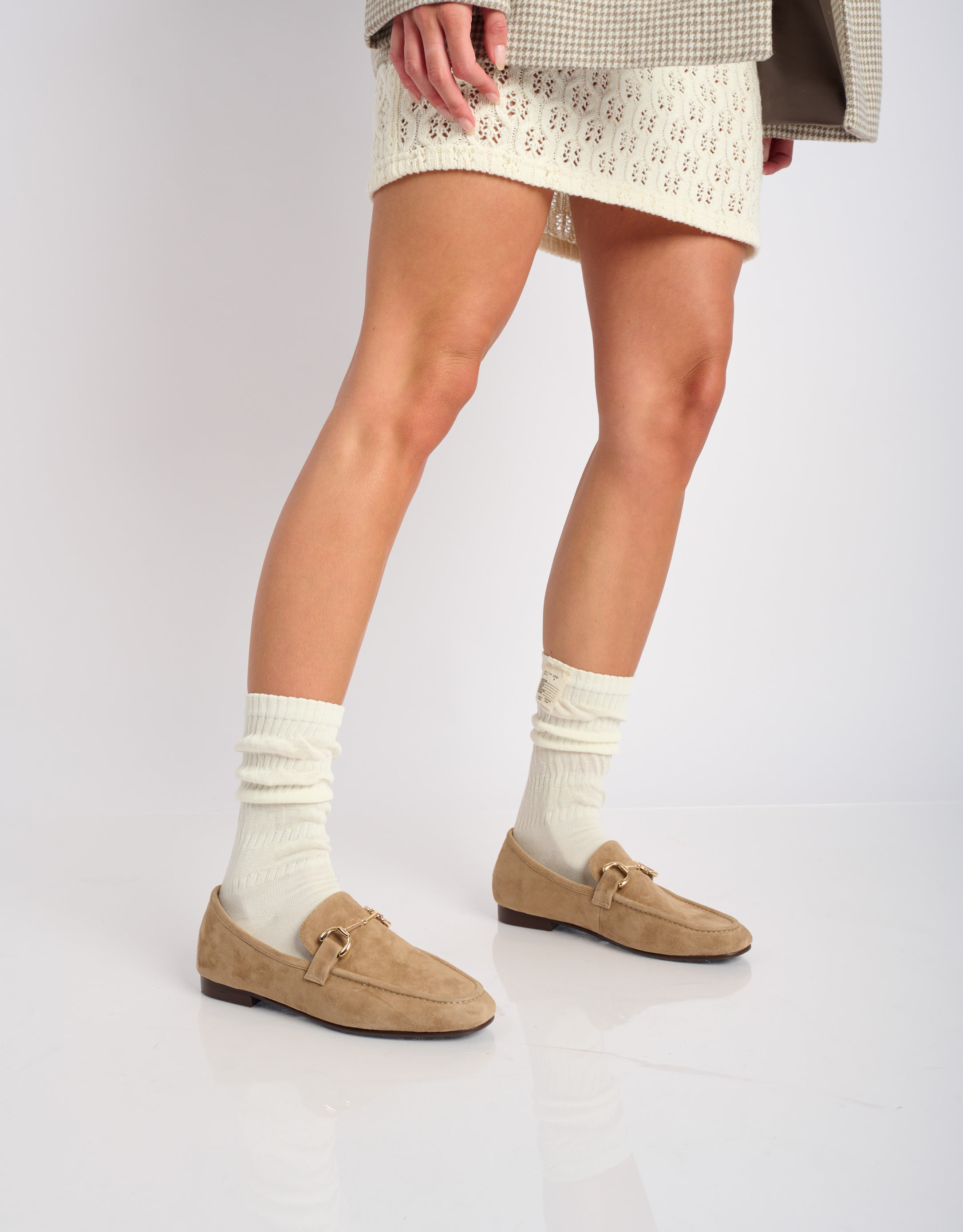 נעלי נשים -  - נעלי מוקסין זמש ASHE - בז'2