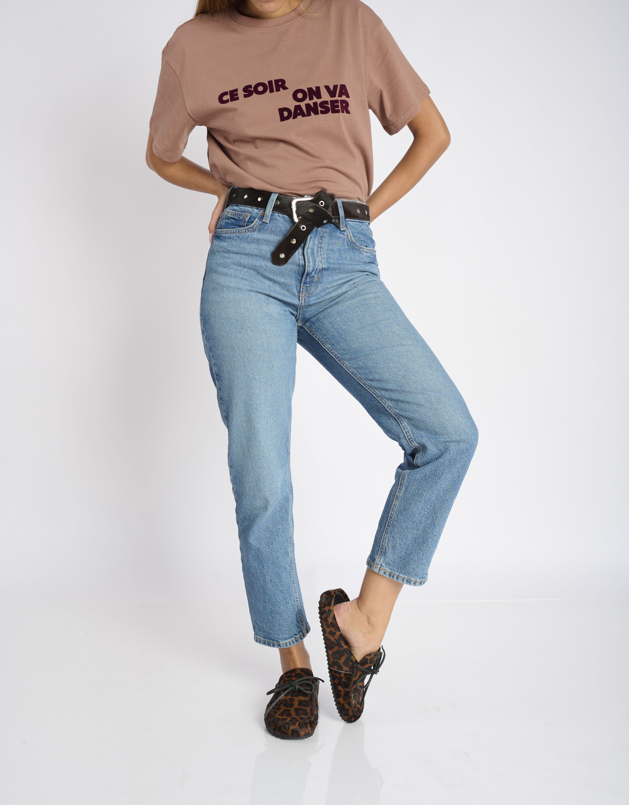 נעלי נשים -  - כפכפים עם הדפס ALEXIA - נמר3