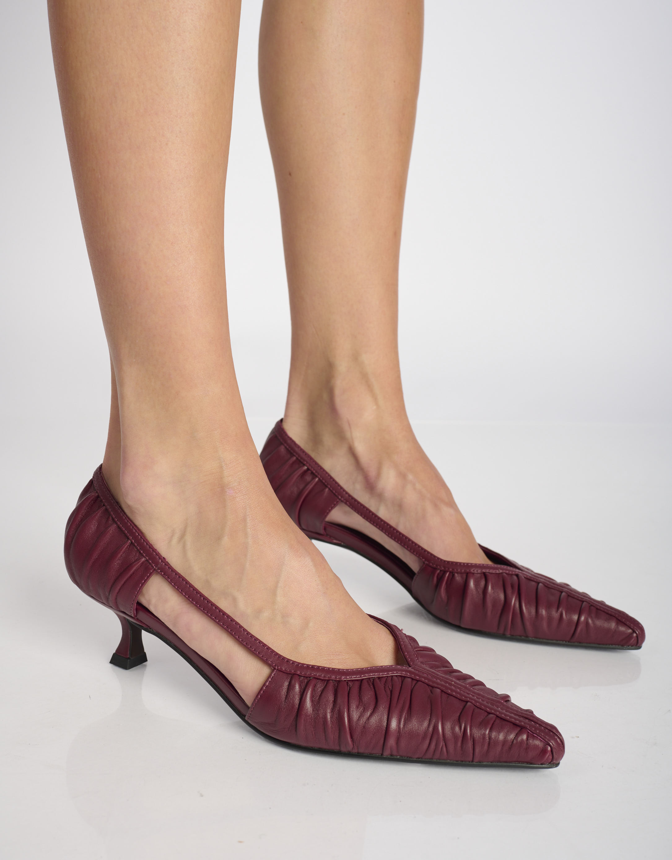 נעלי נשים -  - נעלי סירה עם עקב RIGEL - בורדו2