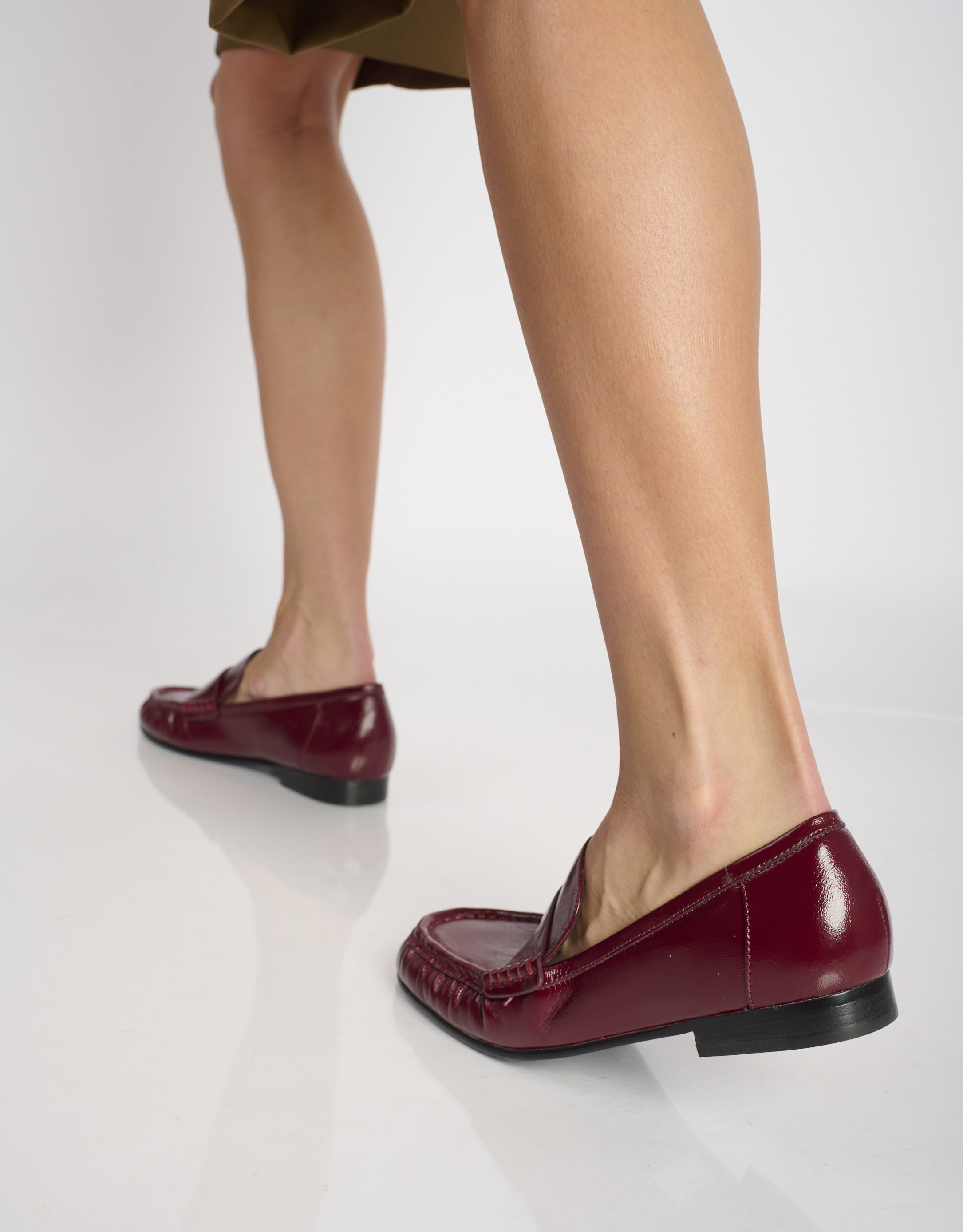 נעלי נשים -  - נעלי מוקסין LYRA - בורדו3