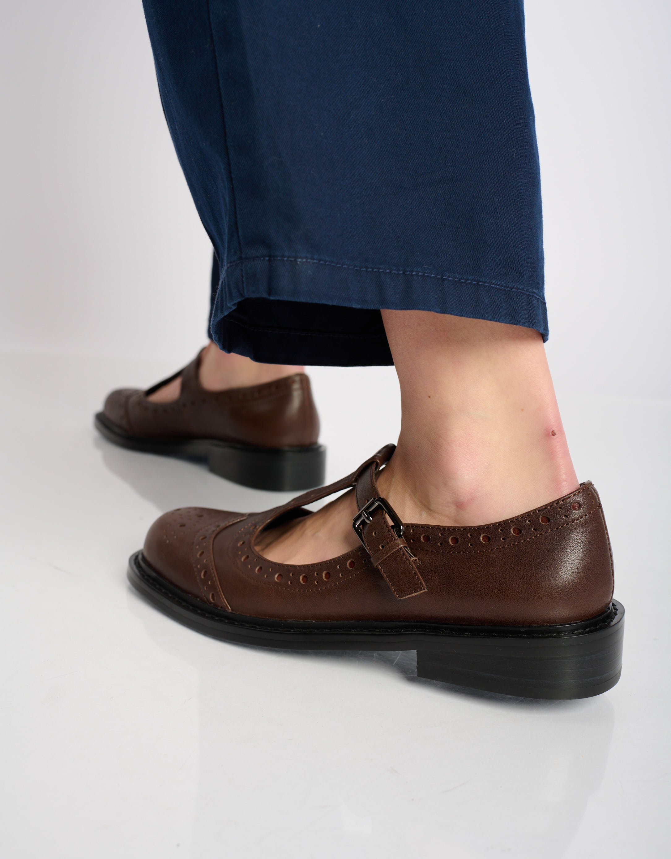 נעלי נשים -  - נעלי בובה MAIA - חום כהה4