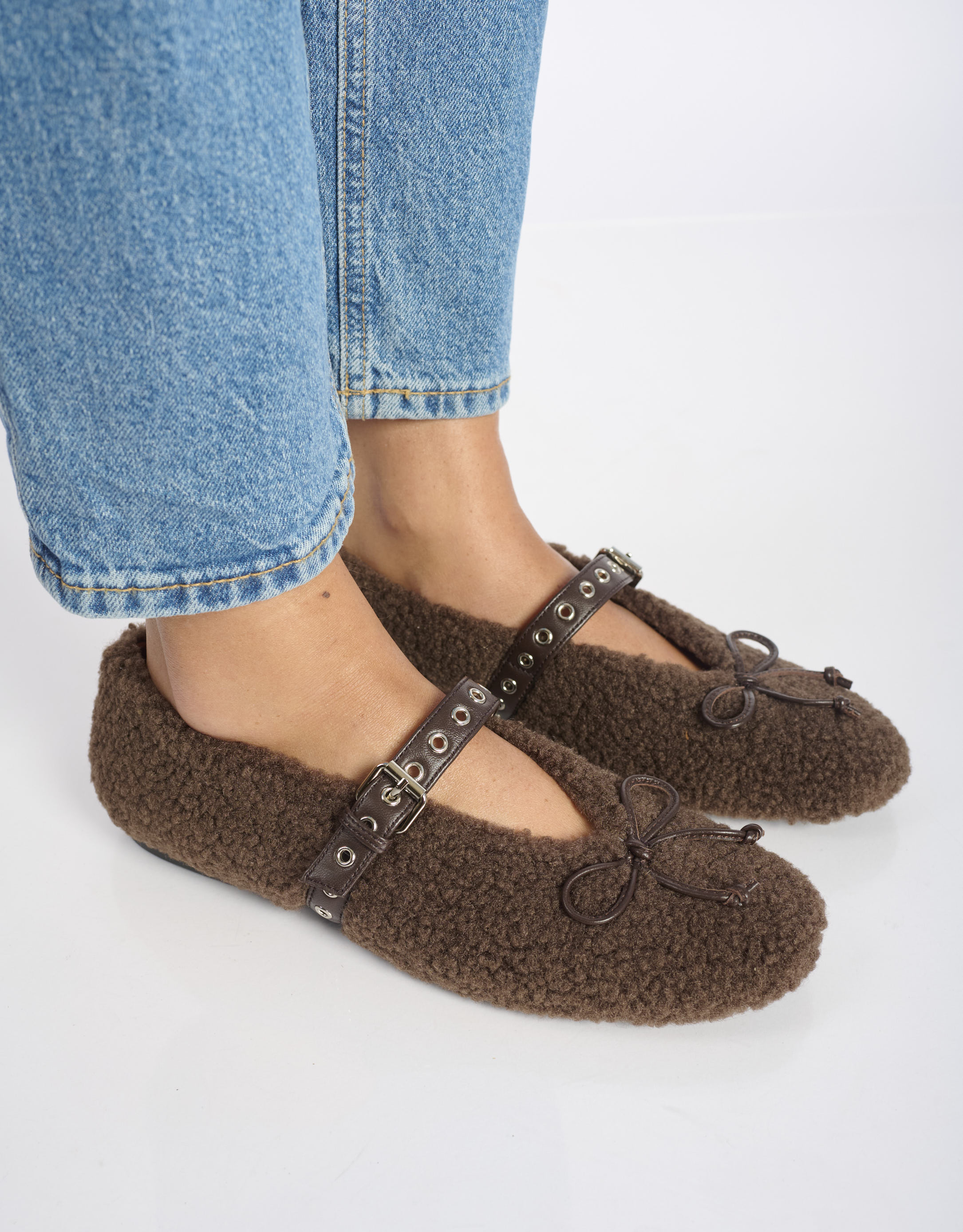 נעלי נשים -  - נעלי סירה שטוחות NASHIRA - חום כהה2