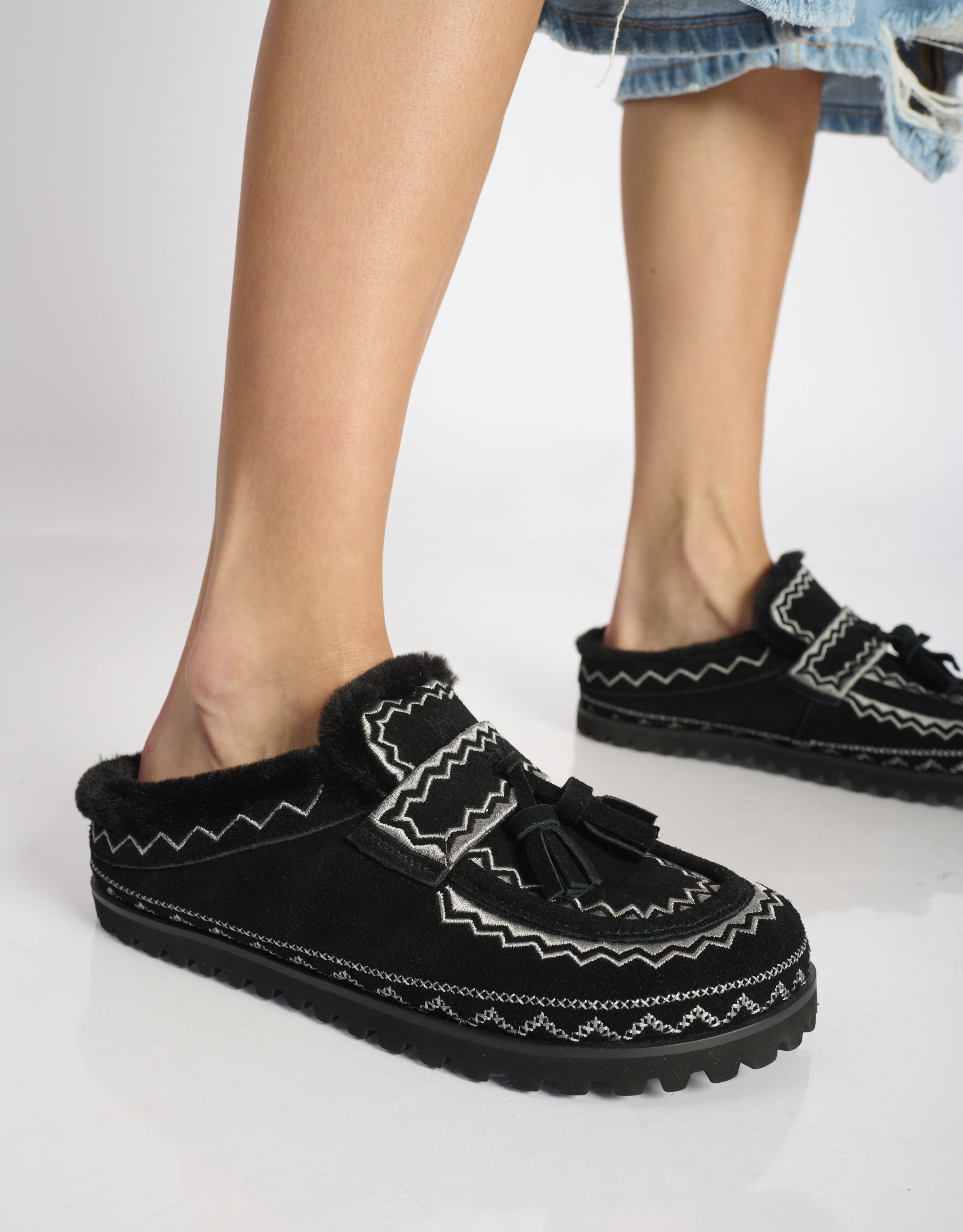 נעלי נשים -  - כפכפי זמש MERAK - שחור2