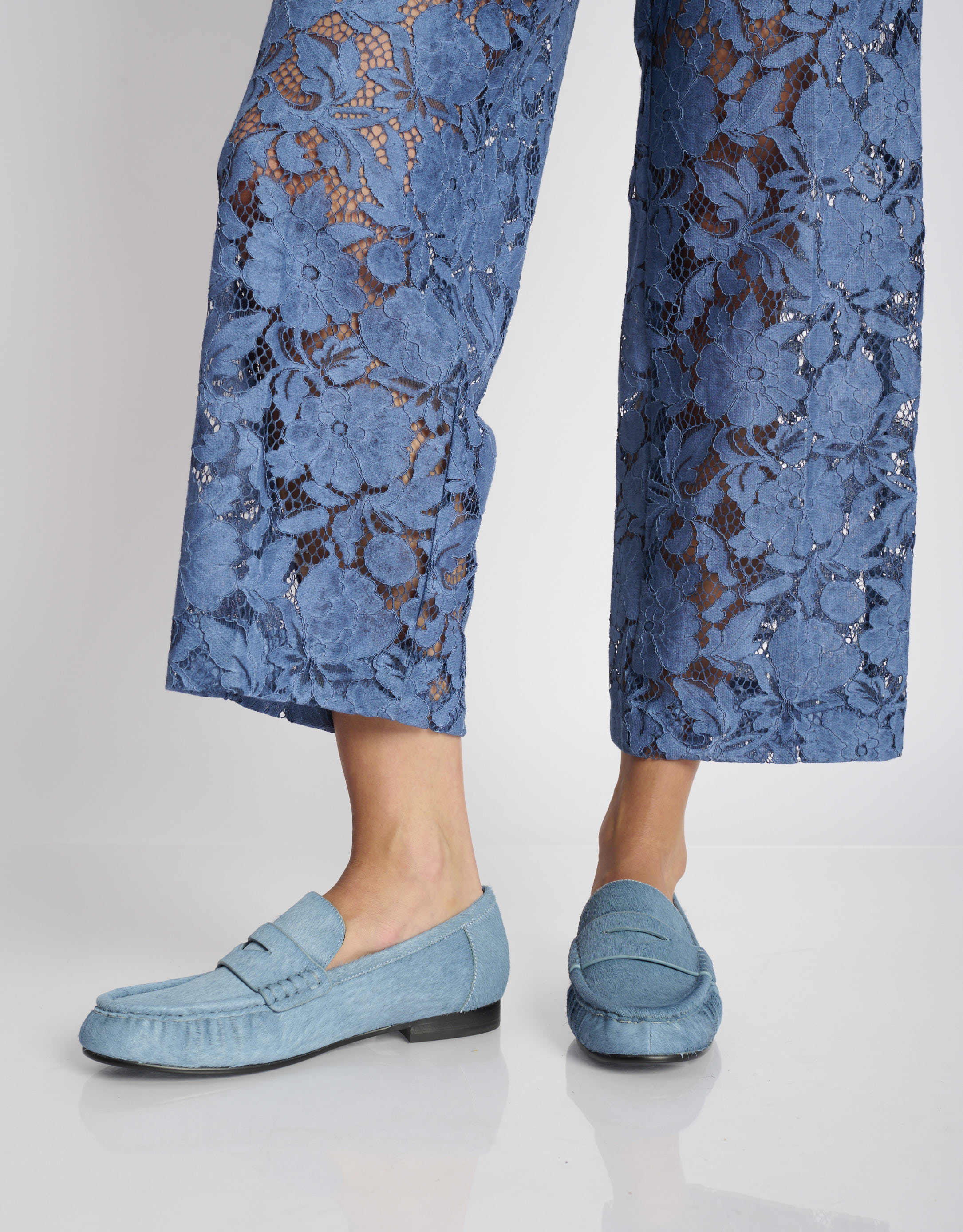 נעלי נשים -  - נעלי מוקסין פוני LYRA - תכלת3