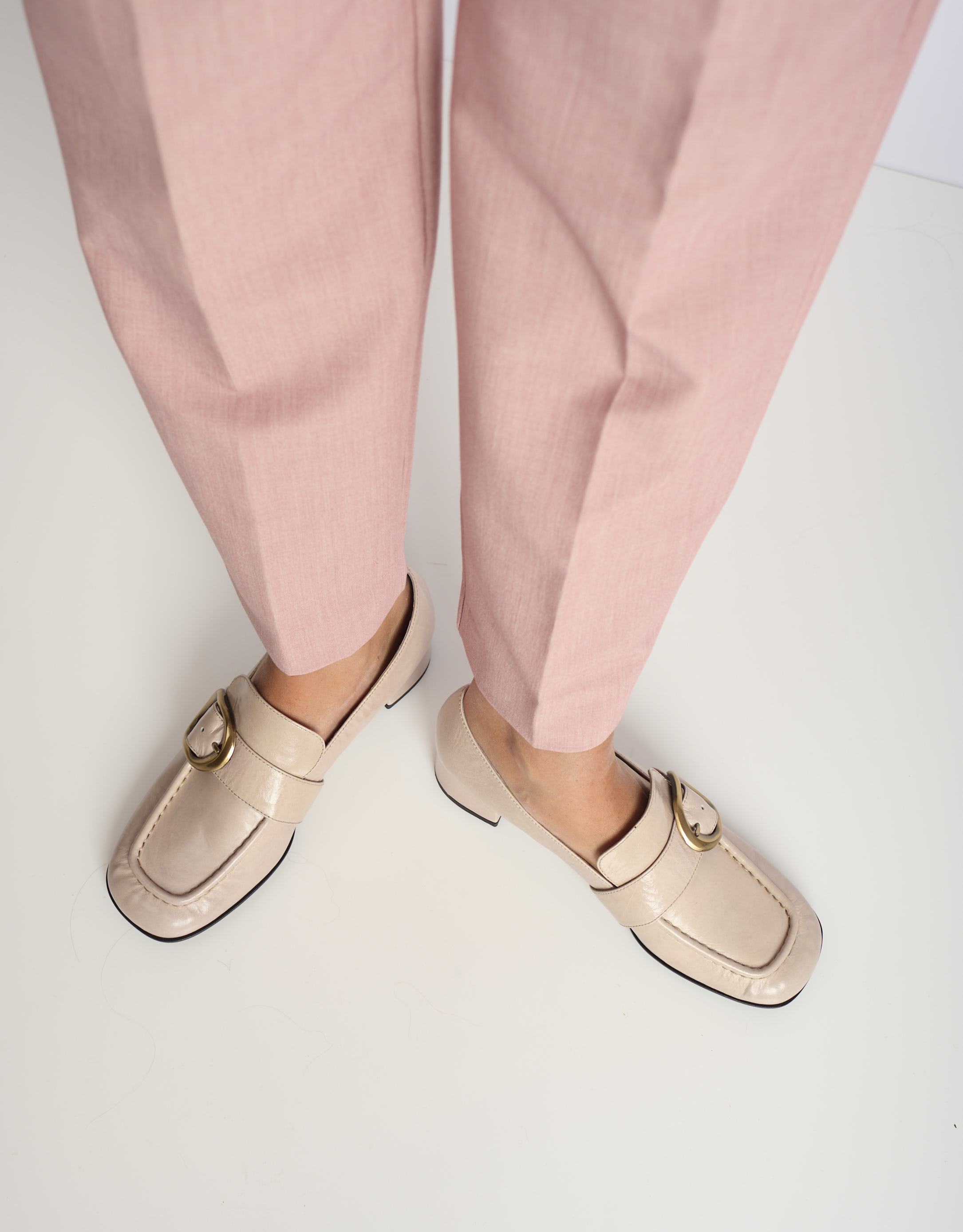 נעלי נשים - Jeffrey Campbell - נעלי מוקסין DOCILE - אפור1