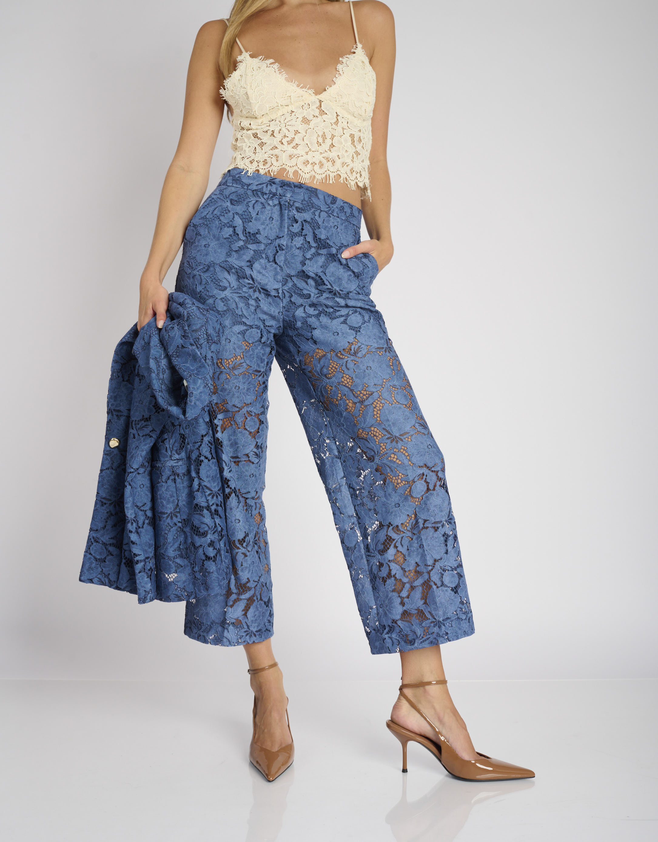 נעלי נשים - Jeffrey Campbell - נעלי סירה לק EXECUTIVE - בז'2