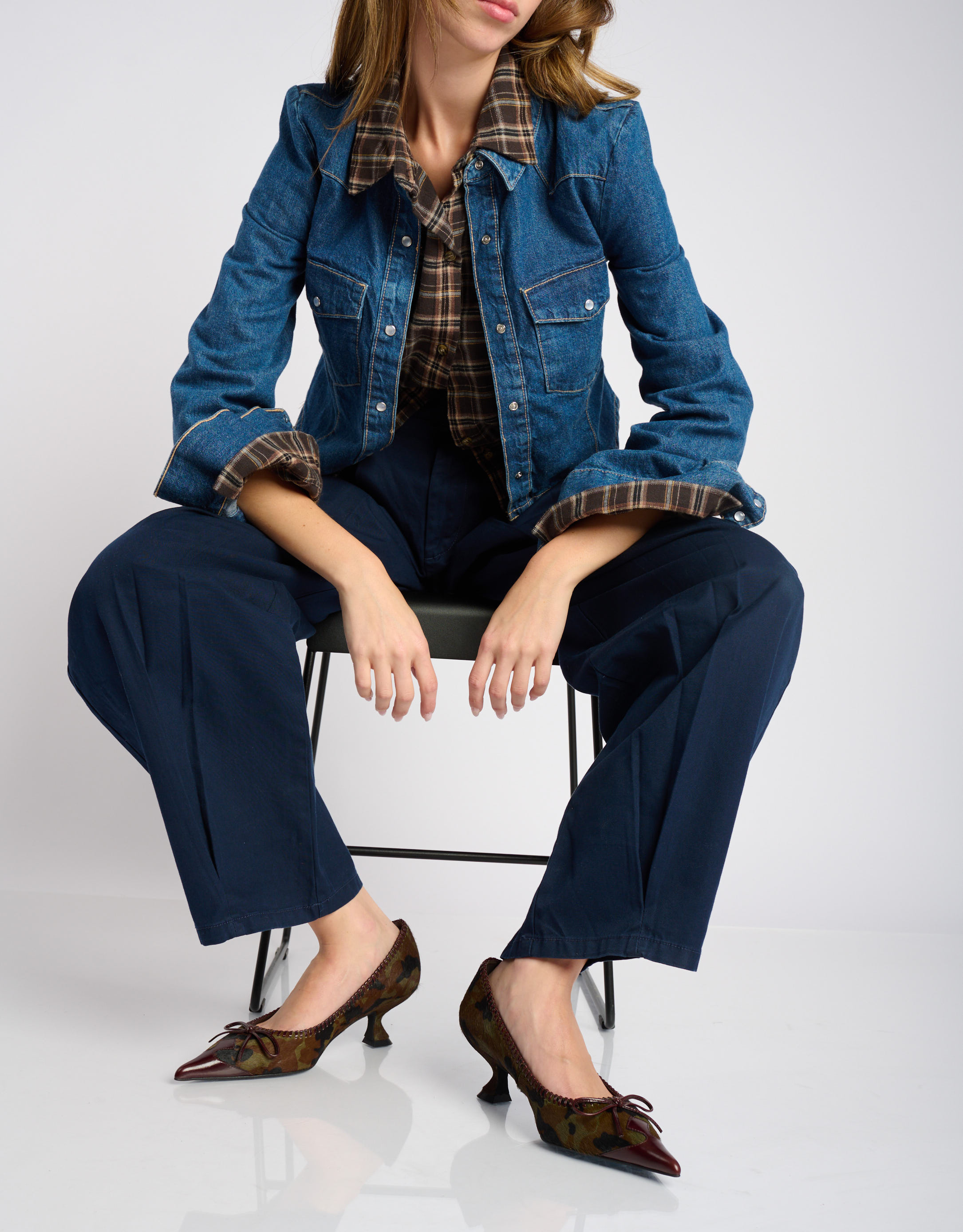 נעלי נשים - Jeffrey Campbell - נעלי סירה עם עקב TORPEDO - צבאי2