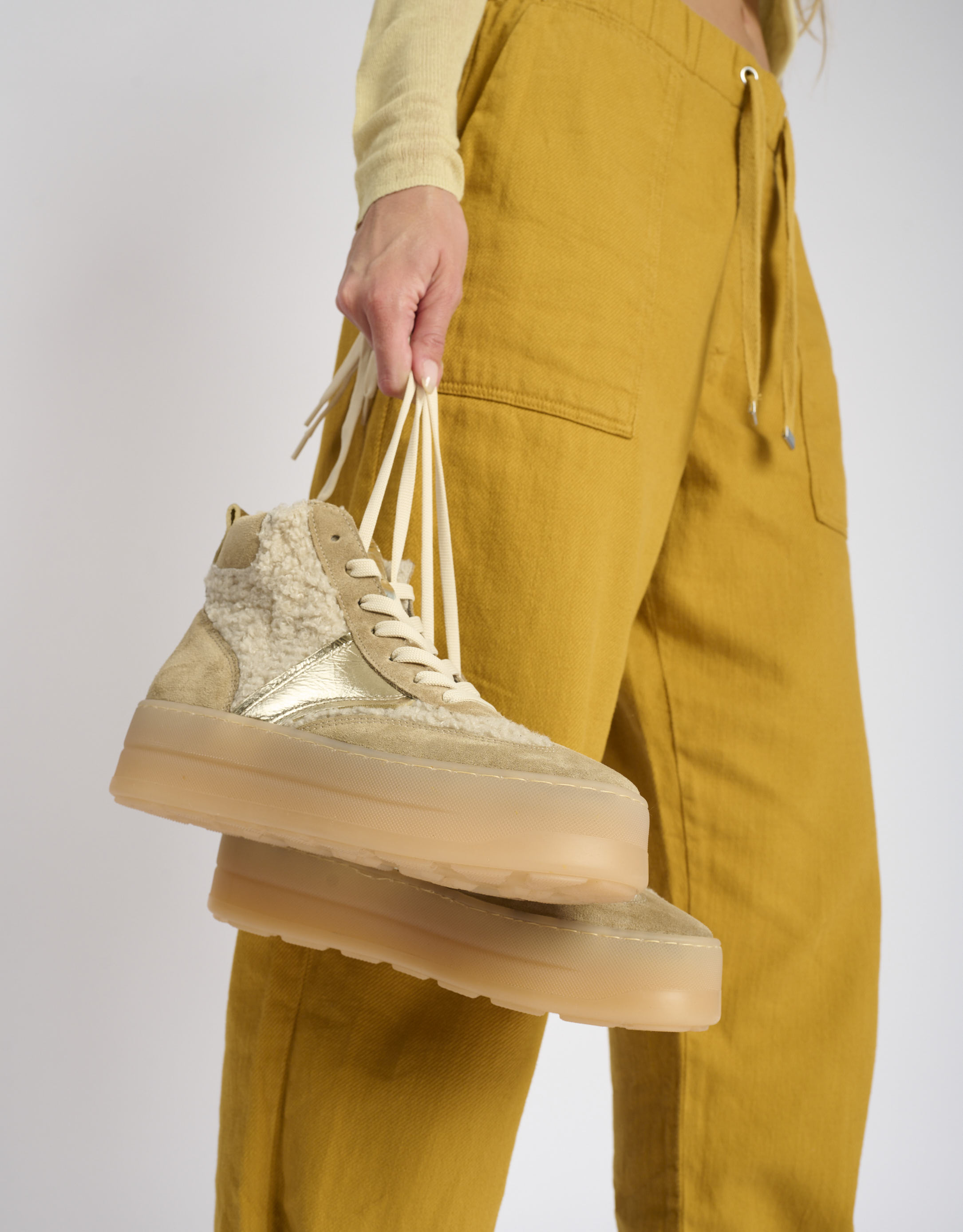 נעלי נשים - Mjus - סניקרס טדי גבוהות LURDES - בז'1