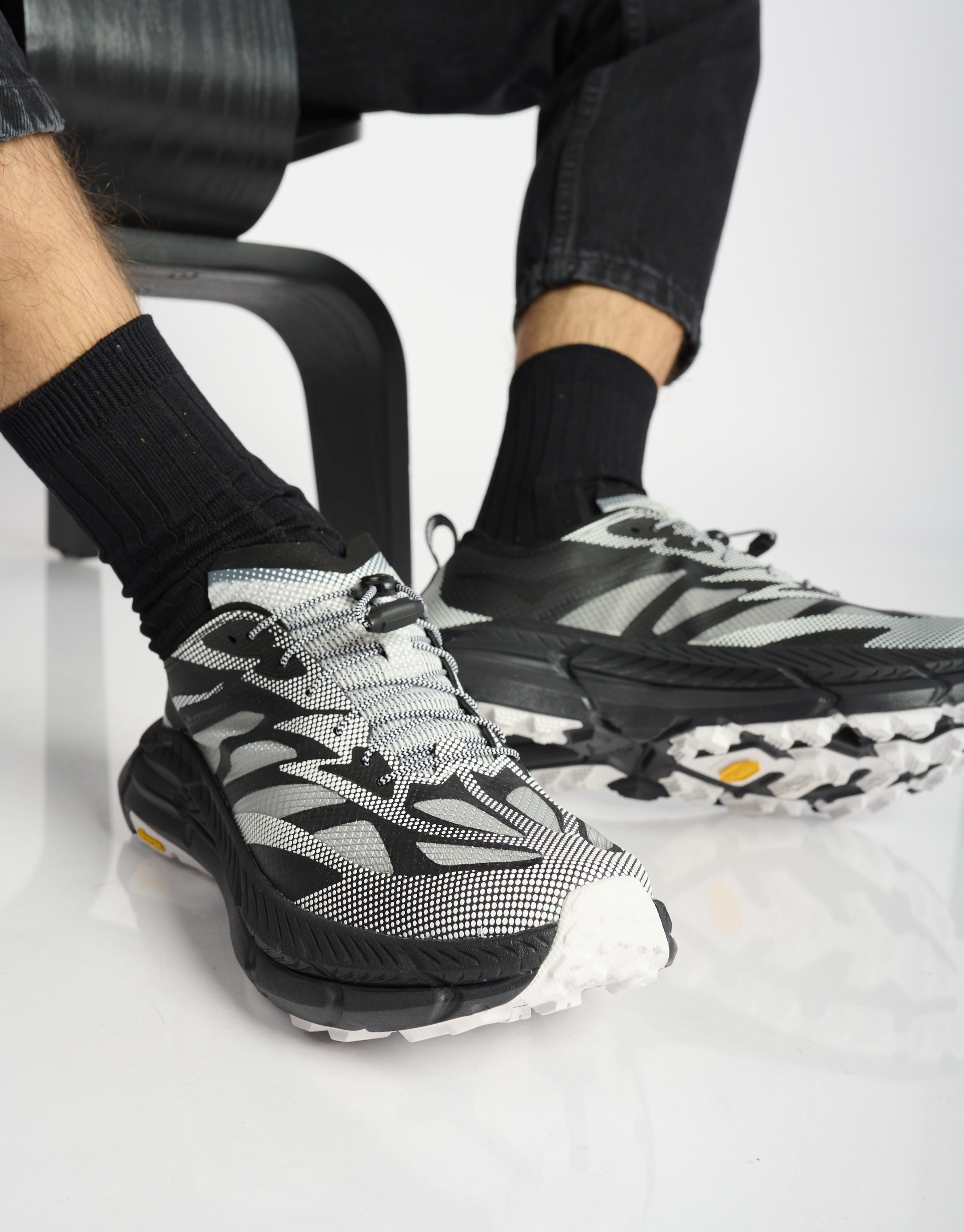 נעלי גברים -  - סניקרס MAFATE SPEED4 LITE - שחור אפור1