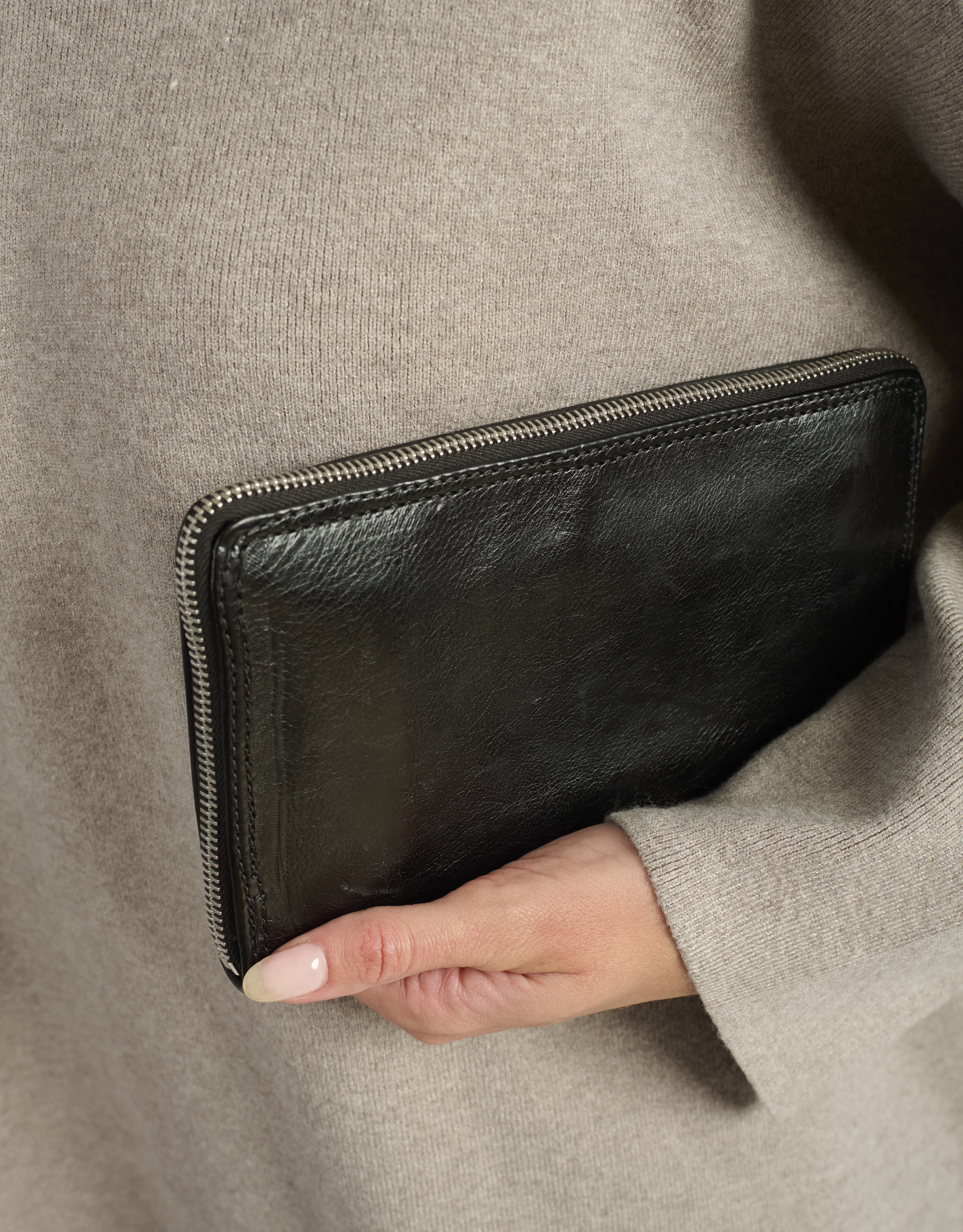 נעלי נשים - A.S. 98 - ארנק עור מלבני גדול - שחור2