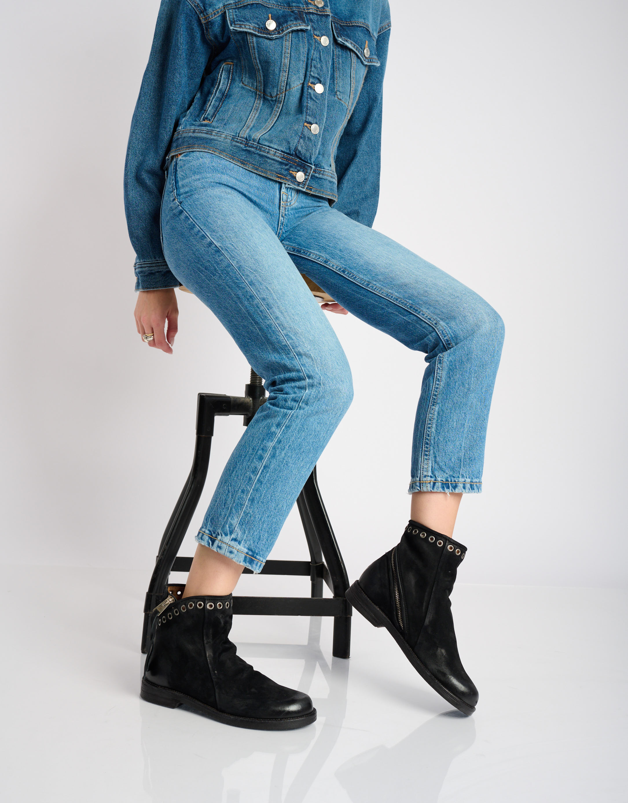 נעלי נשים - A.S. 98 - מגפונים ALONE - שחור3