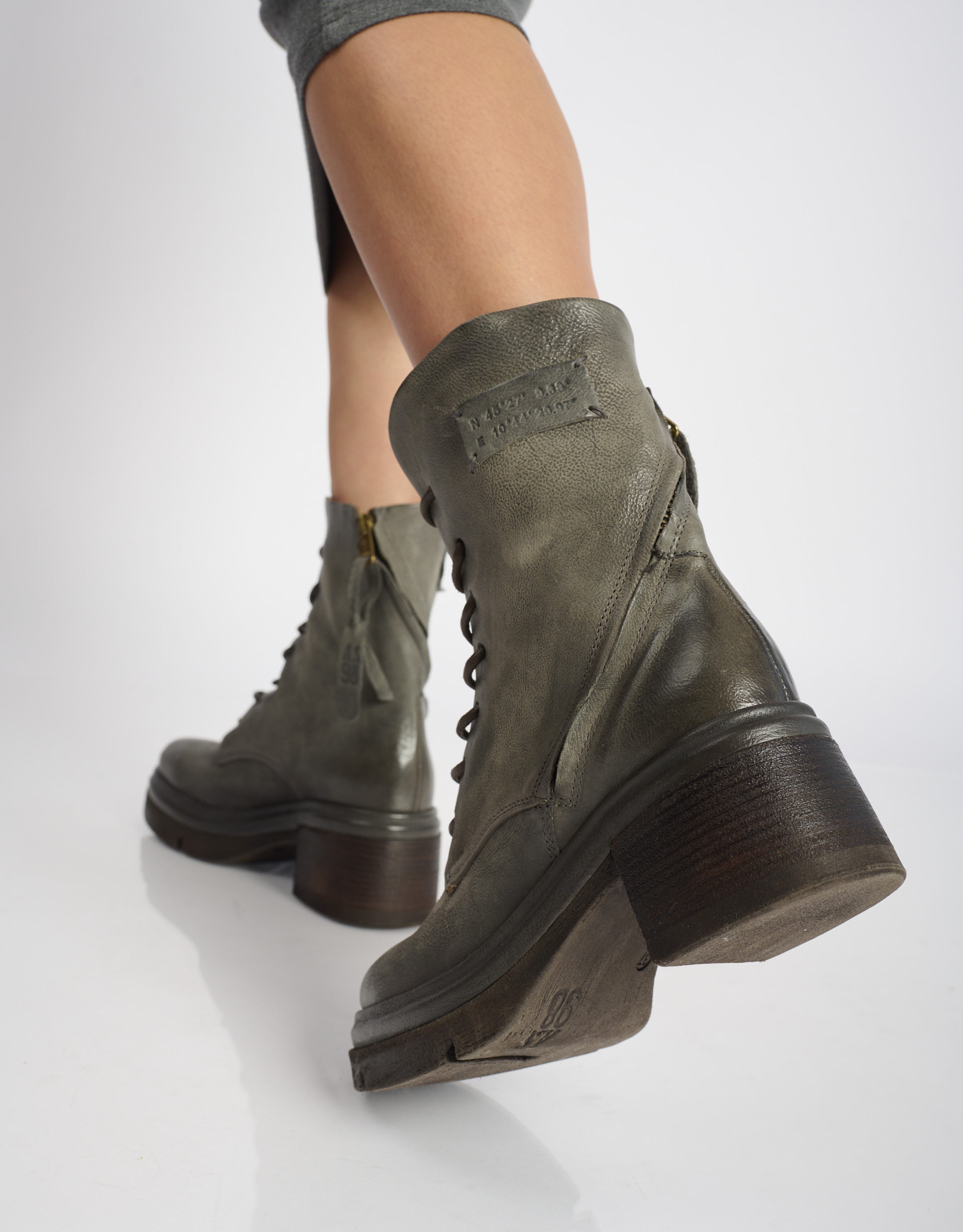 נעלי נשים - A.S. 98 - מגפיים עם שרוכים EASY - אפור1