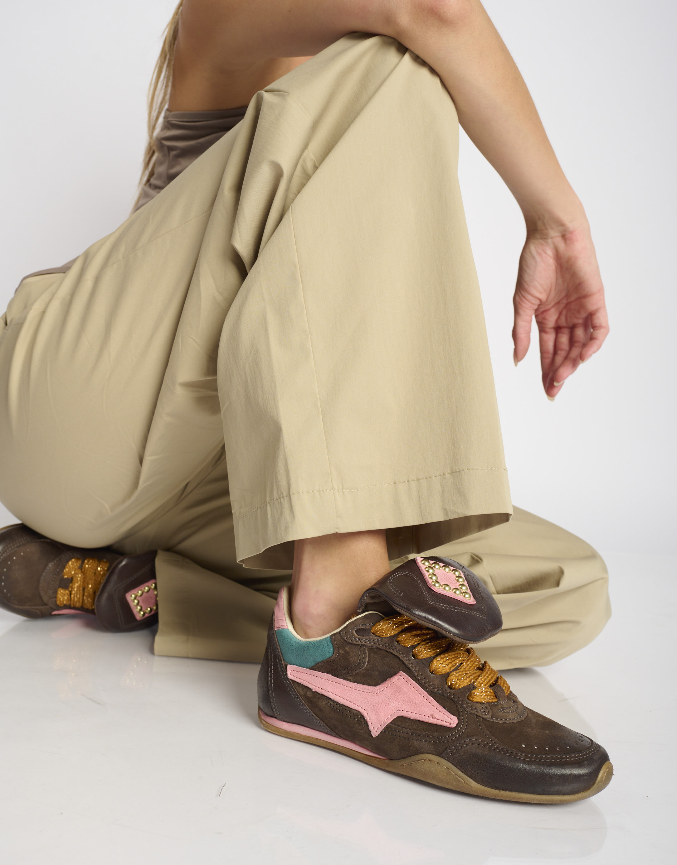 נעלי נשים - A.S. 98 - סניקרס TURBIN - חום   ורוד1