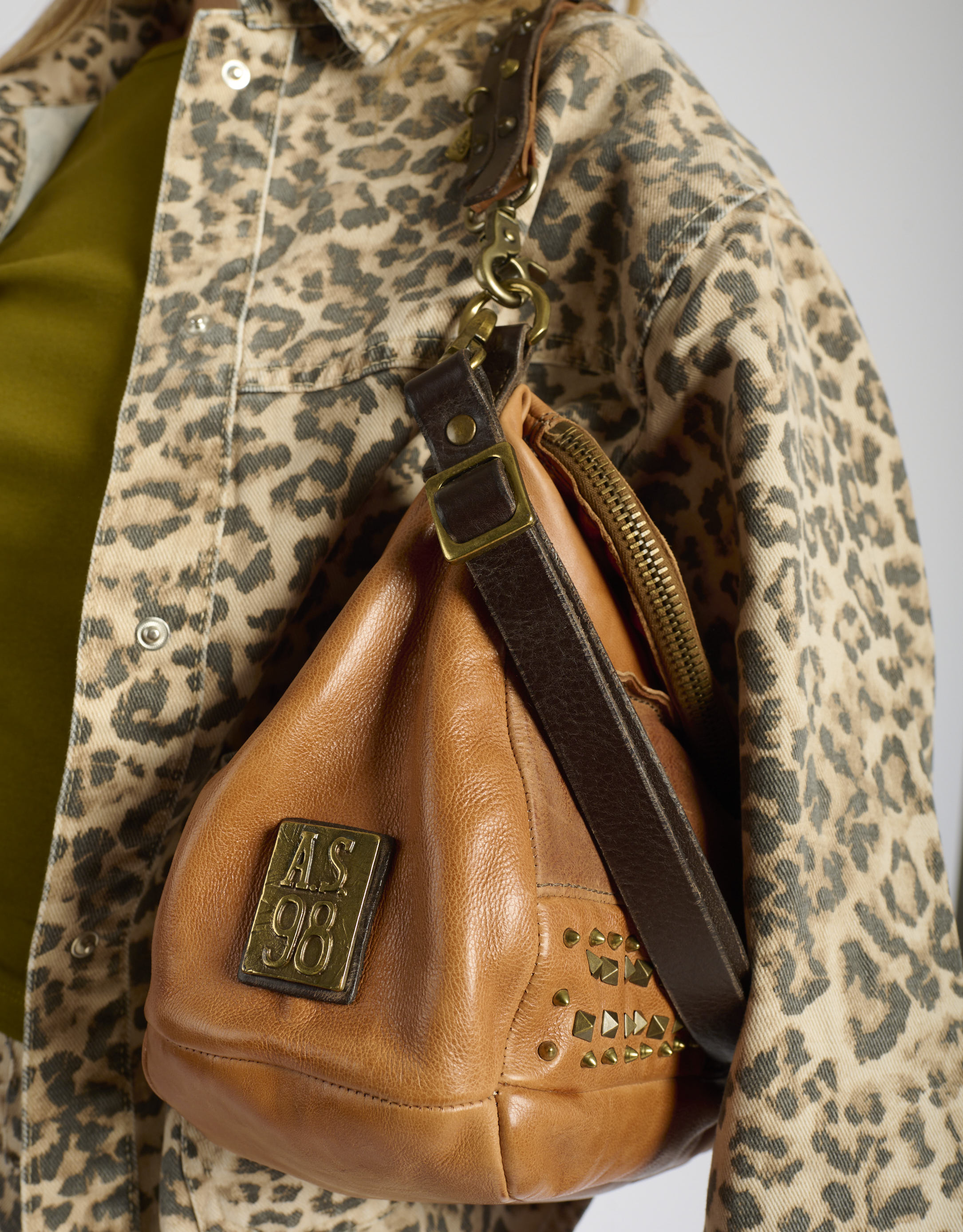 נעלי נשים - A.S. 98 - תיק צד MILANA - קאמל2