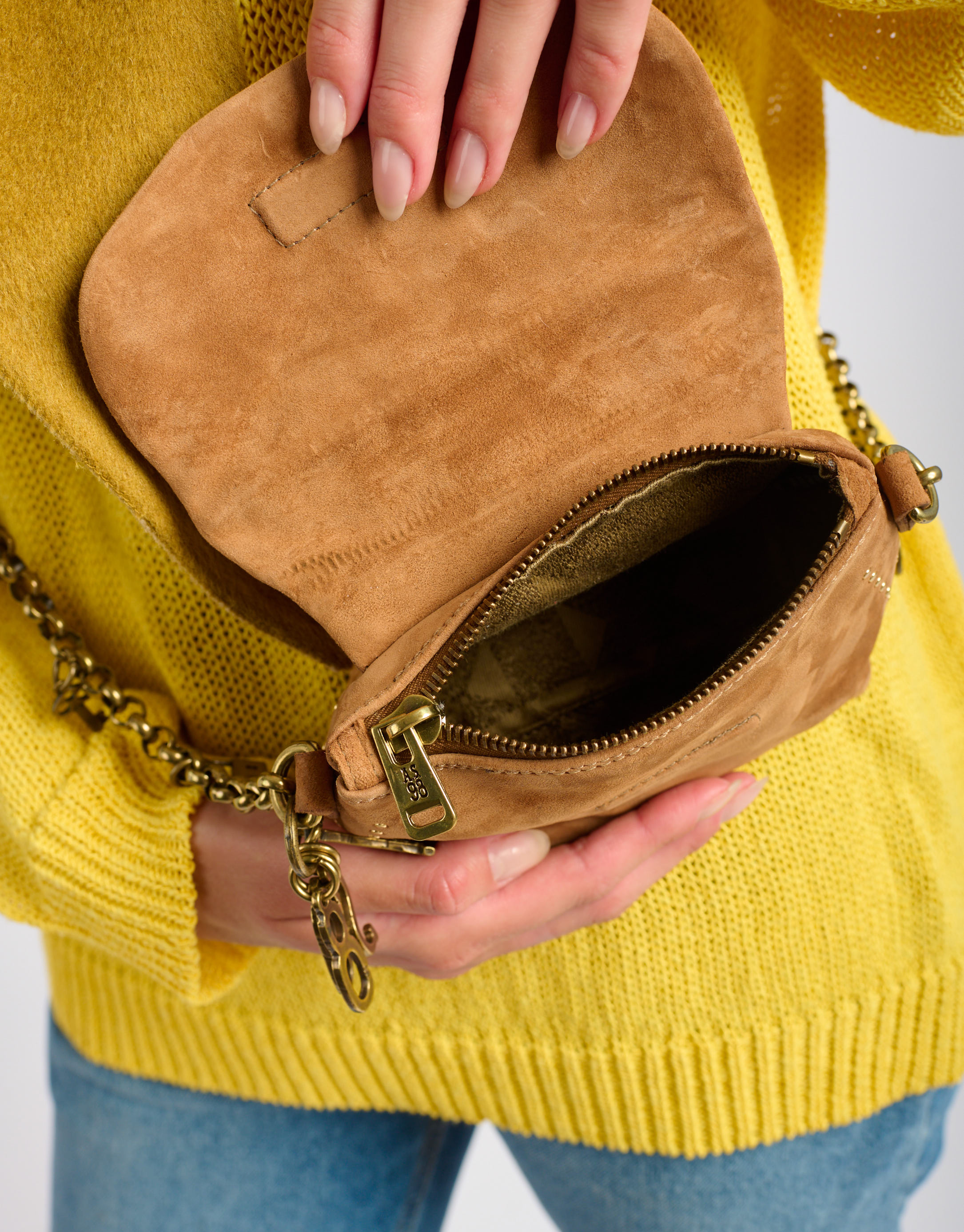 נעלי נשים - A.S. 98 - MAGGIA תיק ארנק קטן מזמש - קאמל4