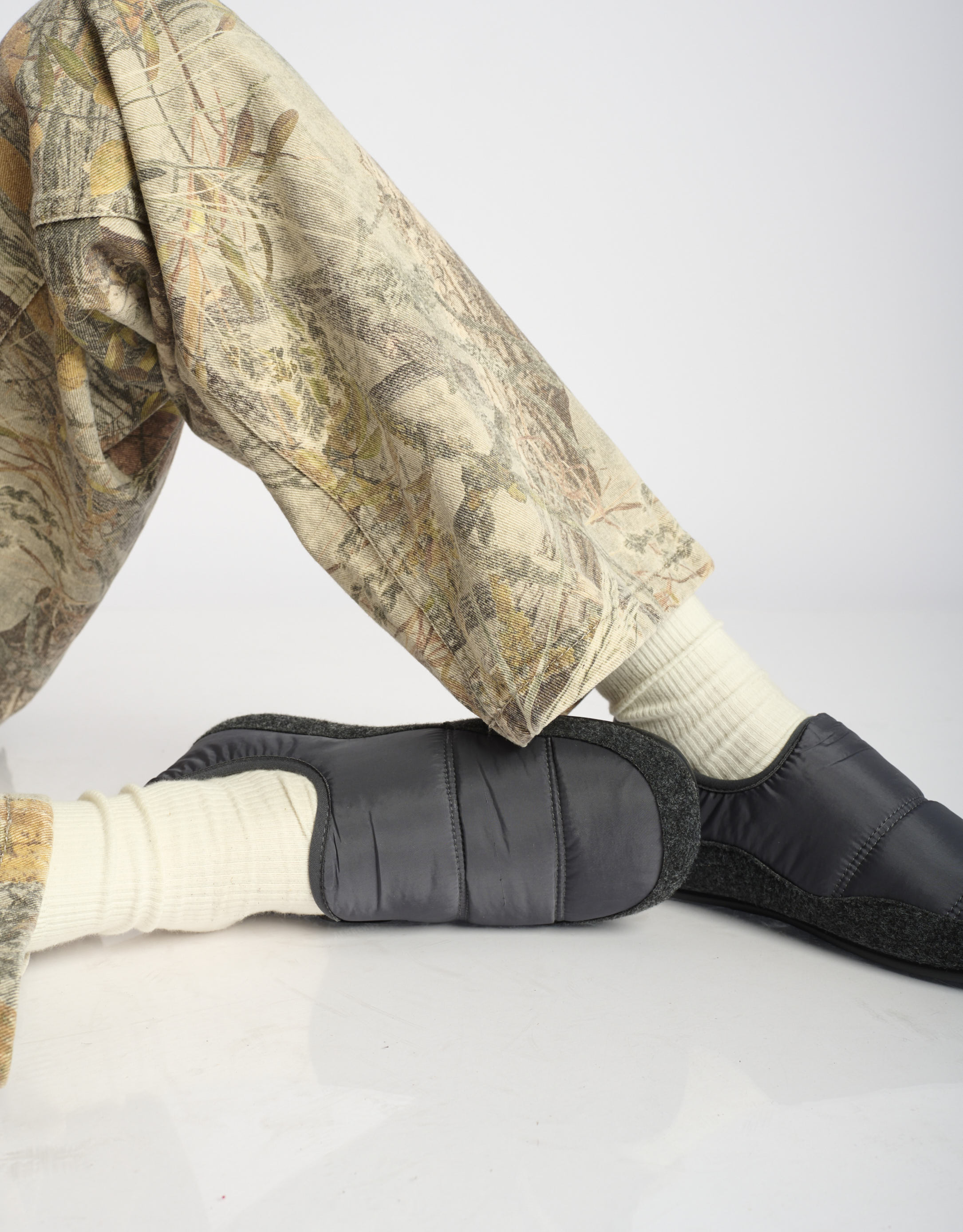 נעלי גברים - Verbenas - נעלי בית ERNEST - אפור4