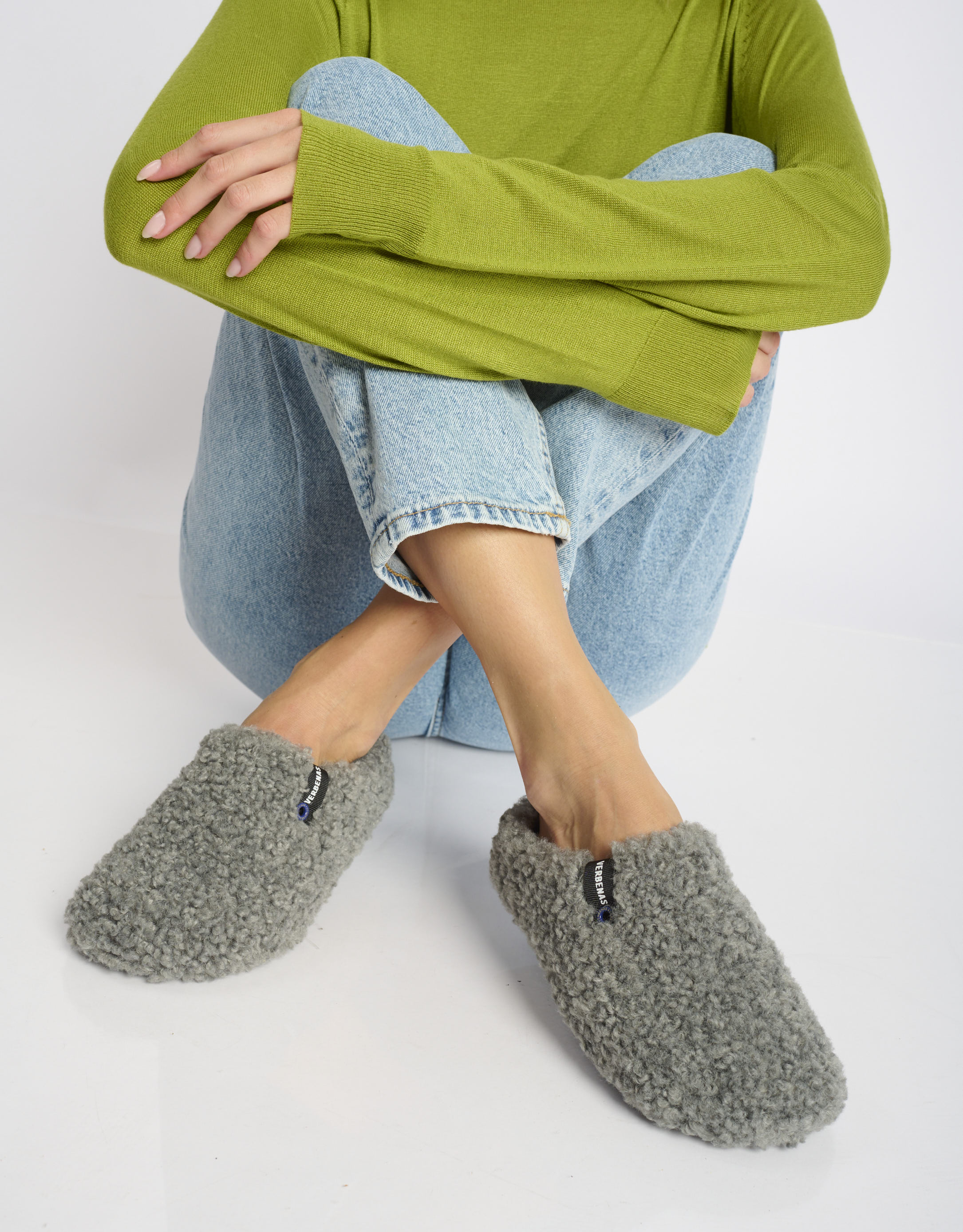 נעלי נשים - Verbenas - נעלי בית YORK CURLY - אפור2