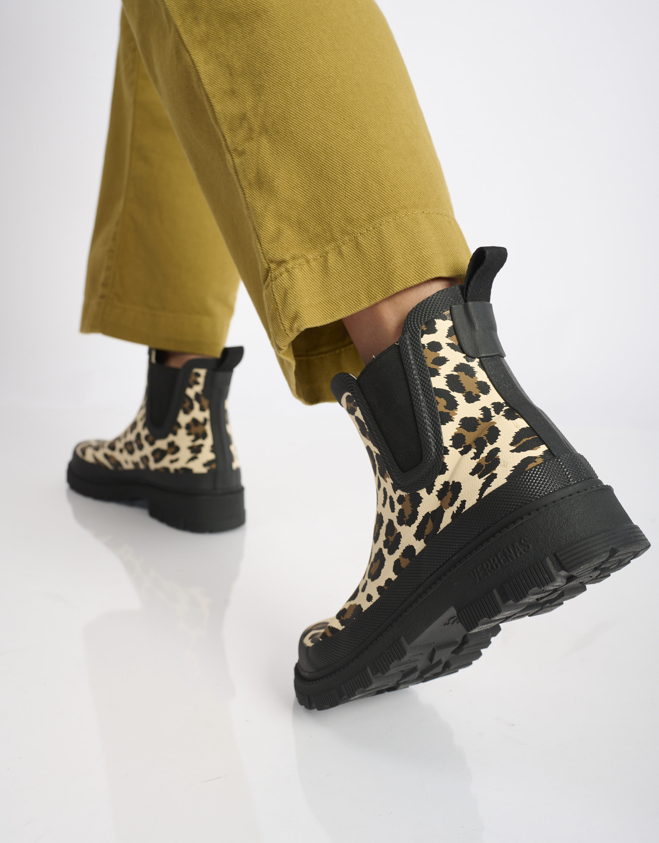 נעלי נשים - Verbenas - מגפוני גומי מנומרות LUA - אופוויט4