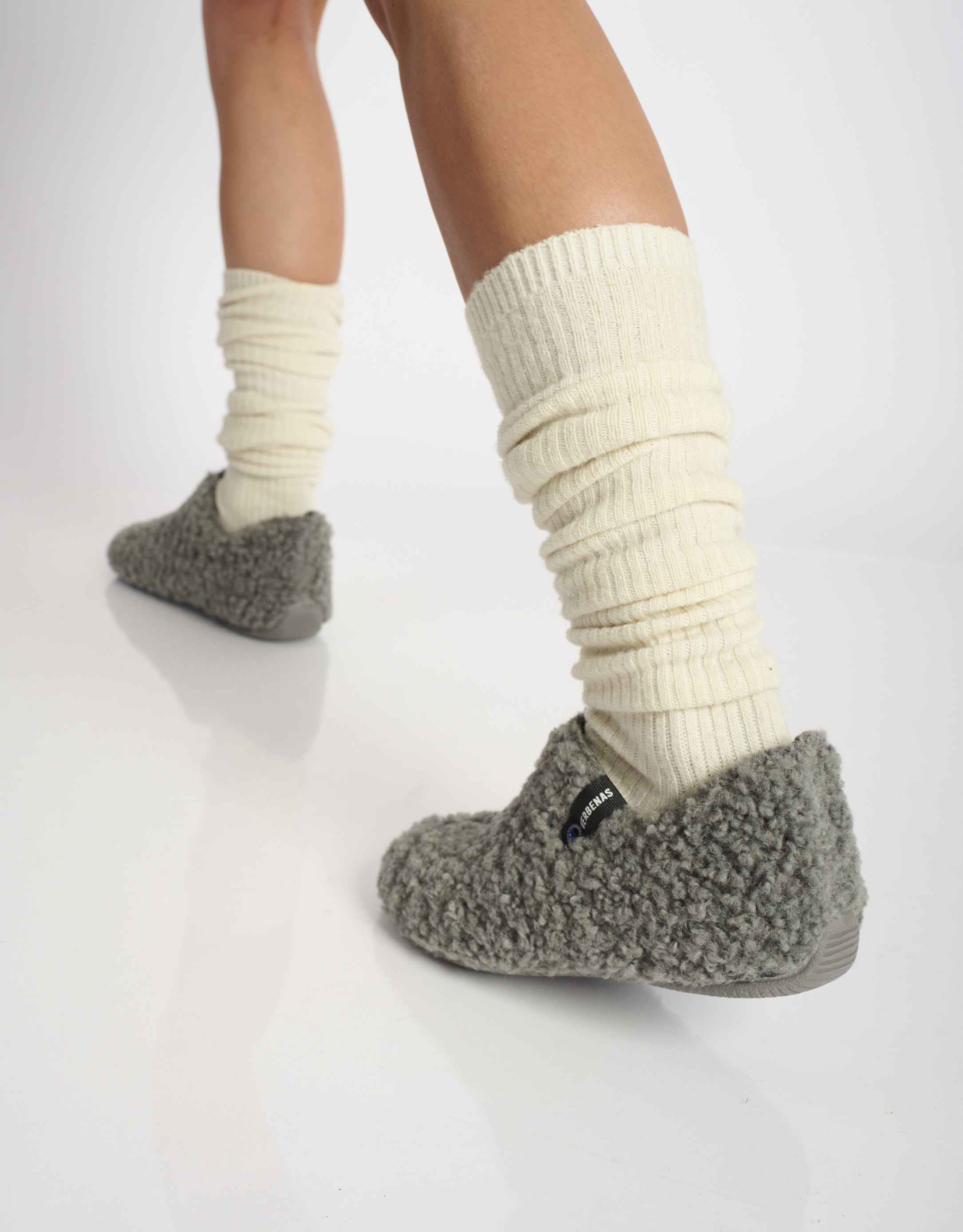 נעלי נשים - Verbenas - נעלי בית YOI CURLY - אפור4