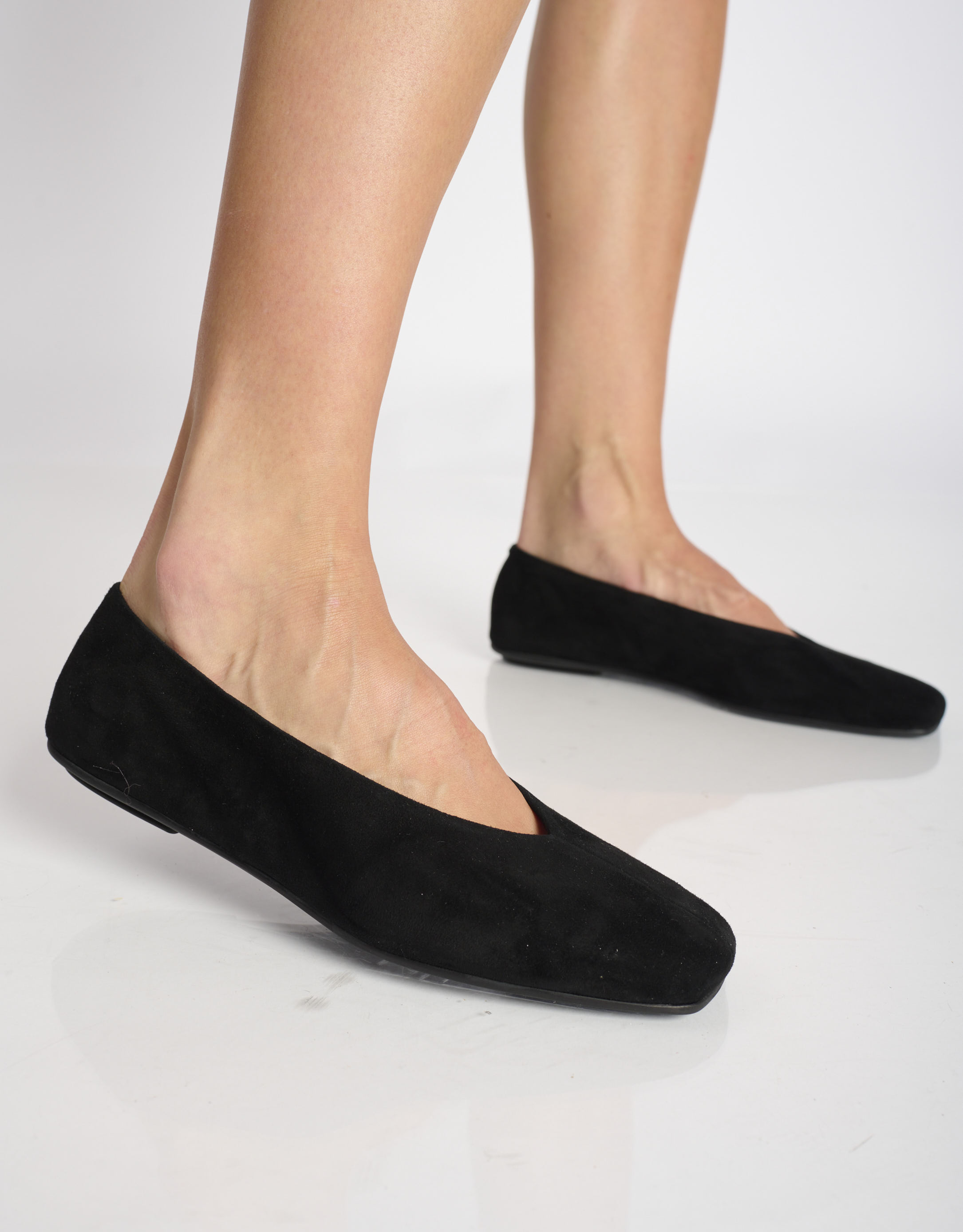 נעלי נשים - Jeffrey Campbell - נעלי סירה שטוחות FATHOM - שחור2