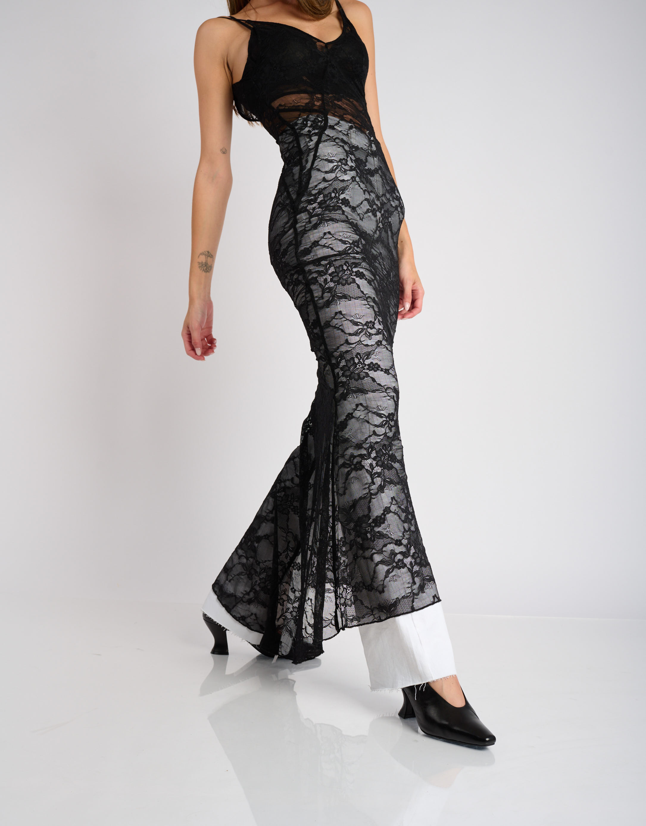 נעלי נשים - Jeffrey Campbell - נעלי סירה מעור HINTS - שחור2