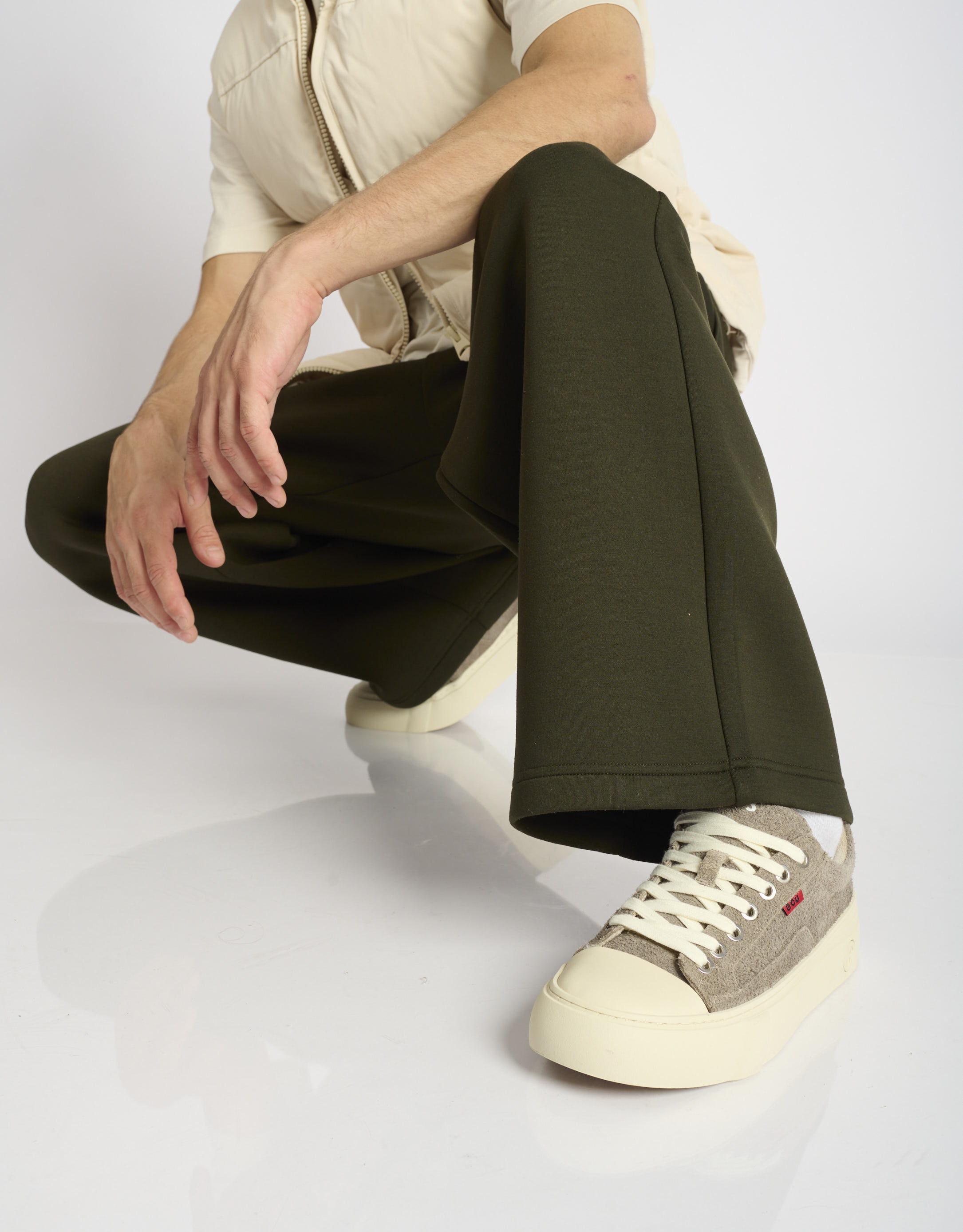 נעלי גברים - Acupuncture - סניקרס מזמש AFC - אפור1