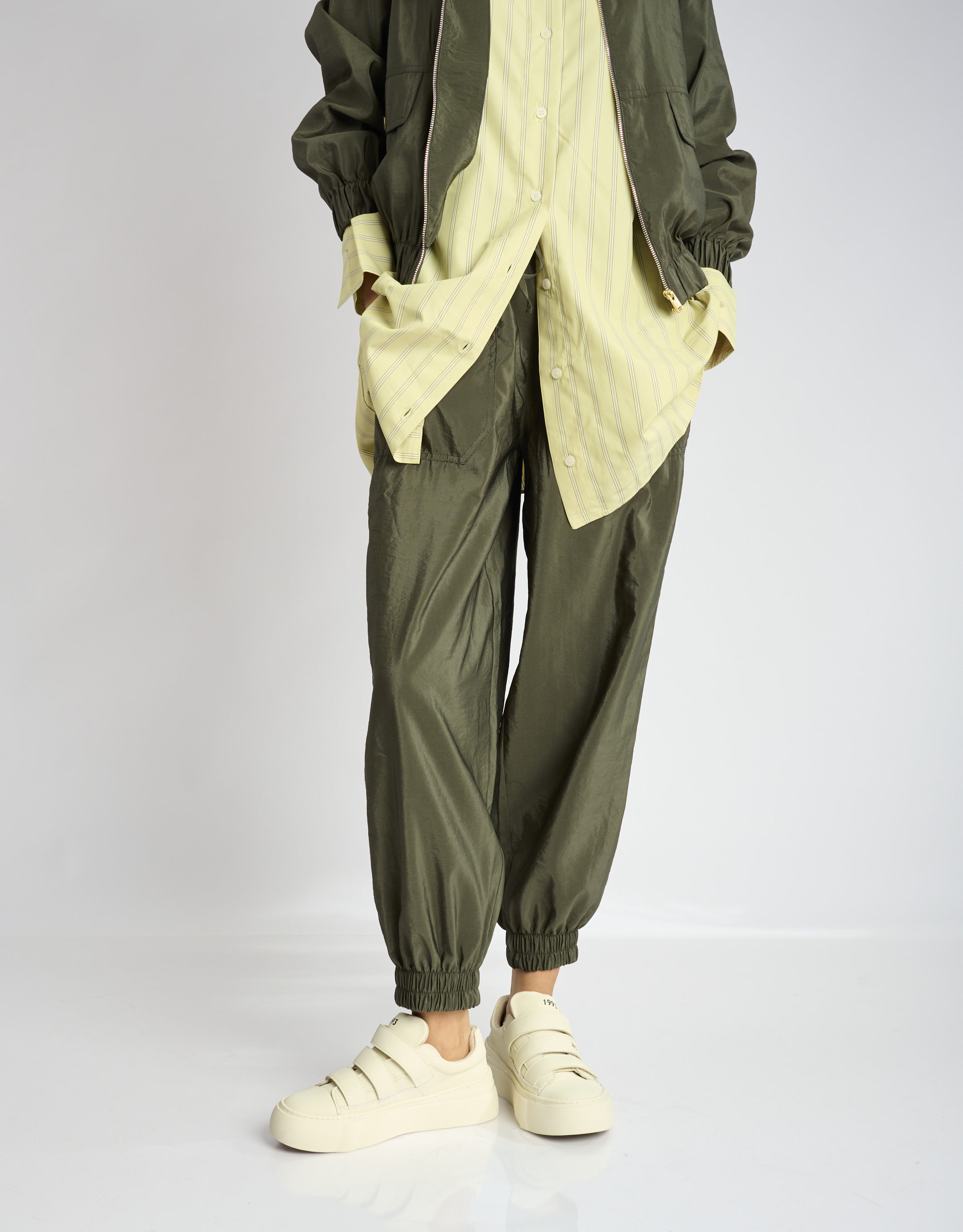 נעלי נשים - Acupuncture - סניקרס דמוי עור AFC STRAP - לבן2