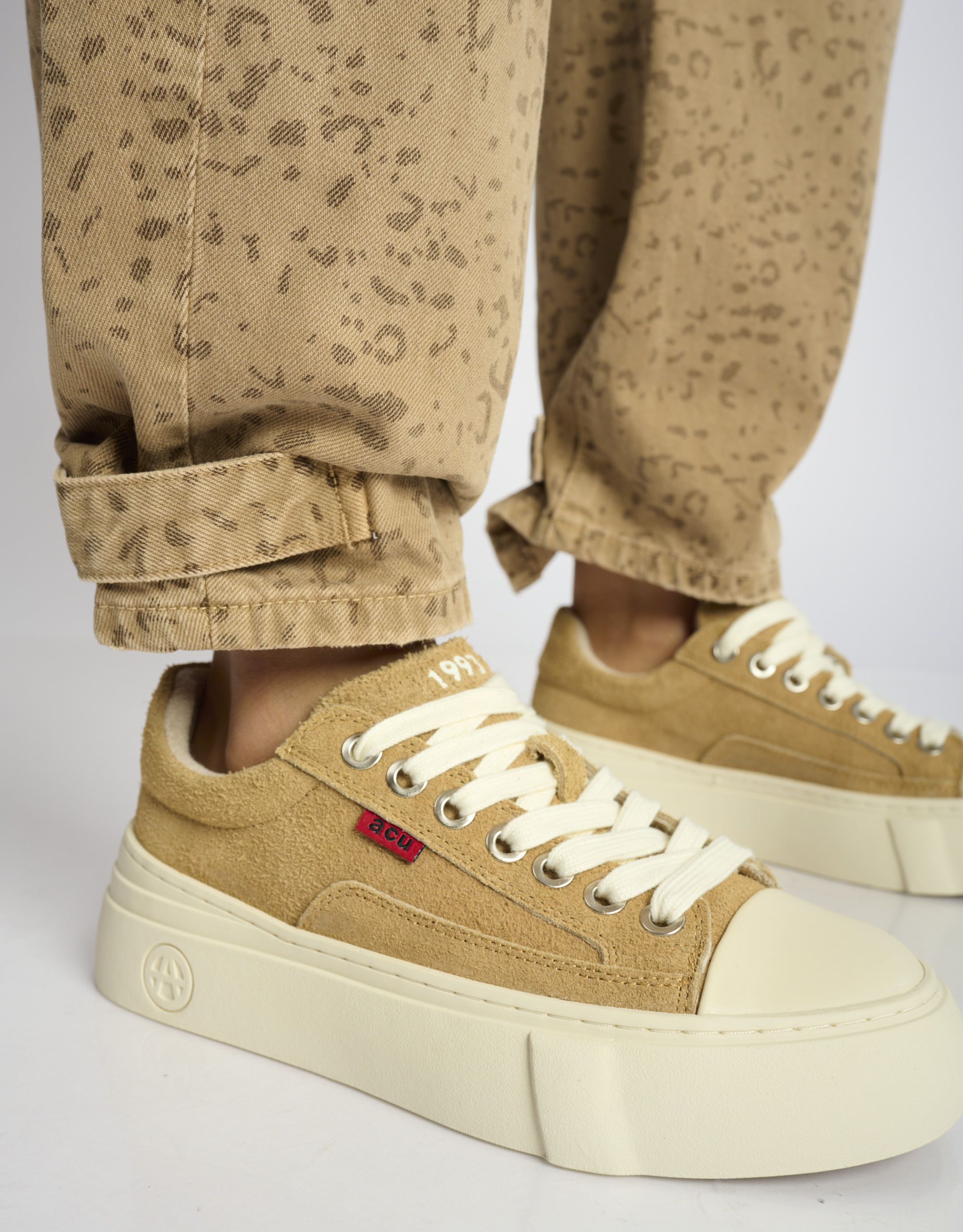 נעלי נשים - Acupuncture - סניקרס מזמש AFC - חום בהיר4