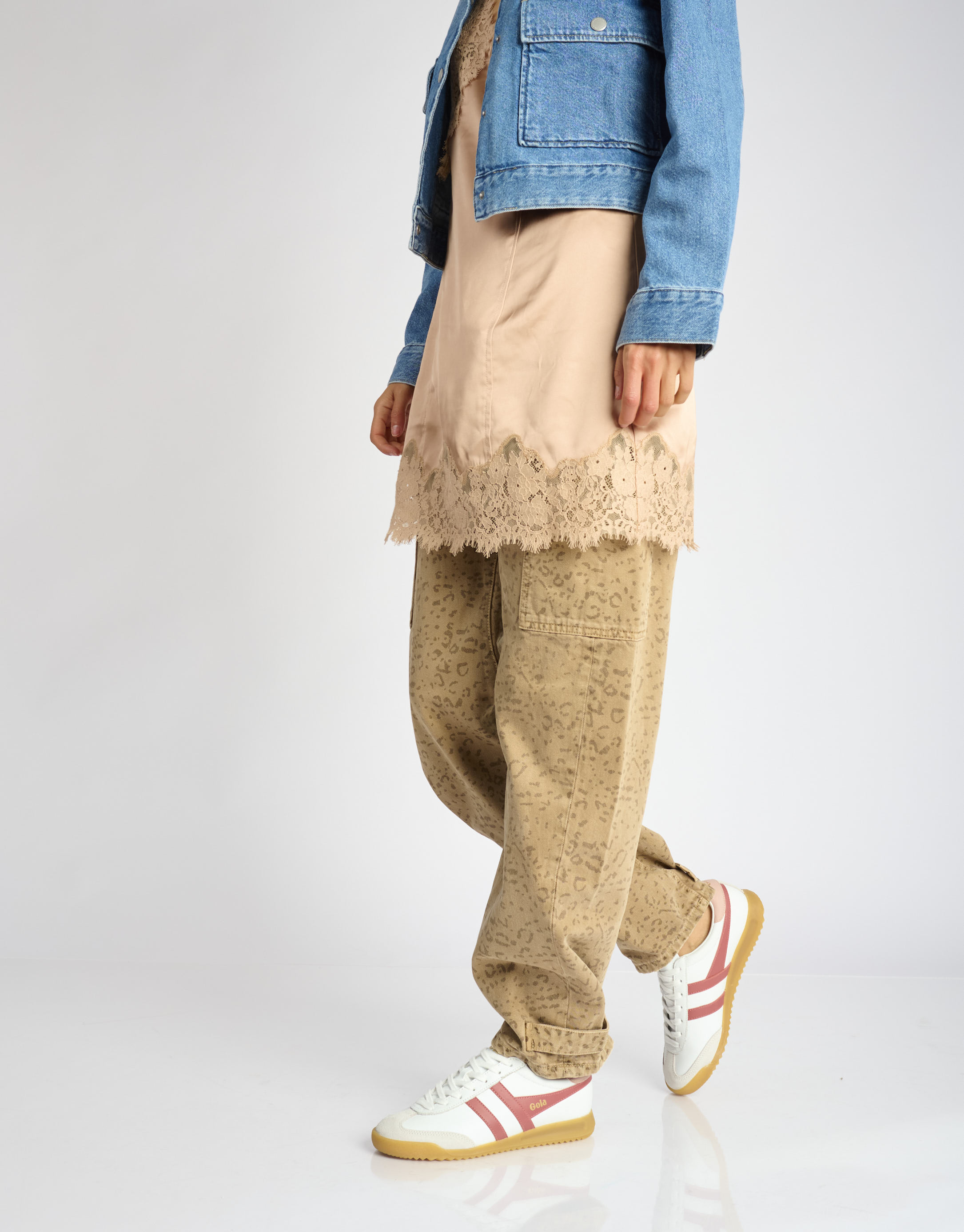 נעלי נשים - Gola - סניקרס עור TORPEDO - לבן   ורוד2